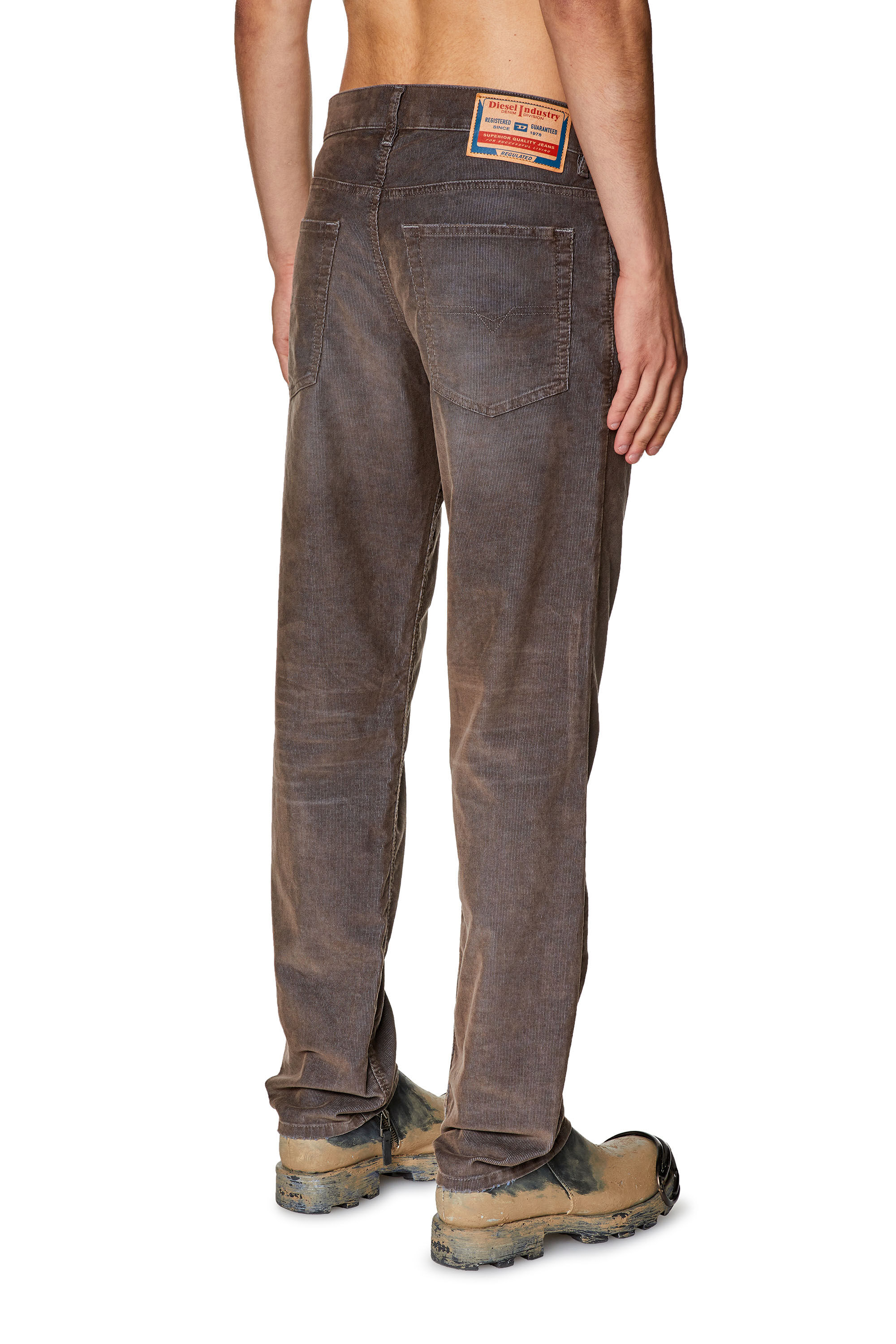 Diesel - Tapered Jeans 2023 D-Finitive 003GJ, Grey - Image 4