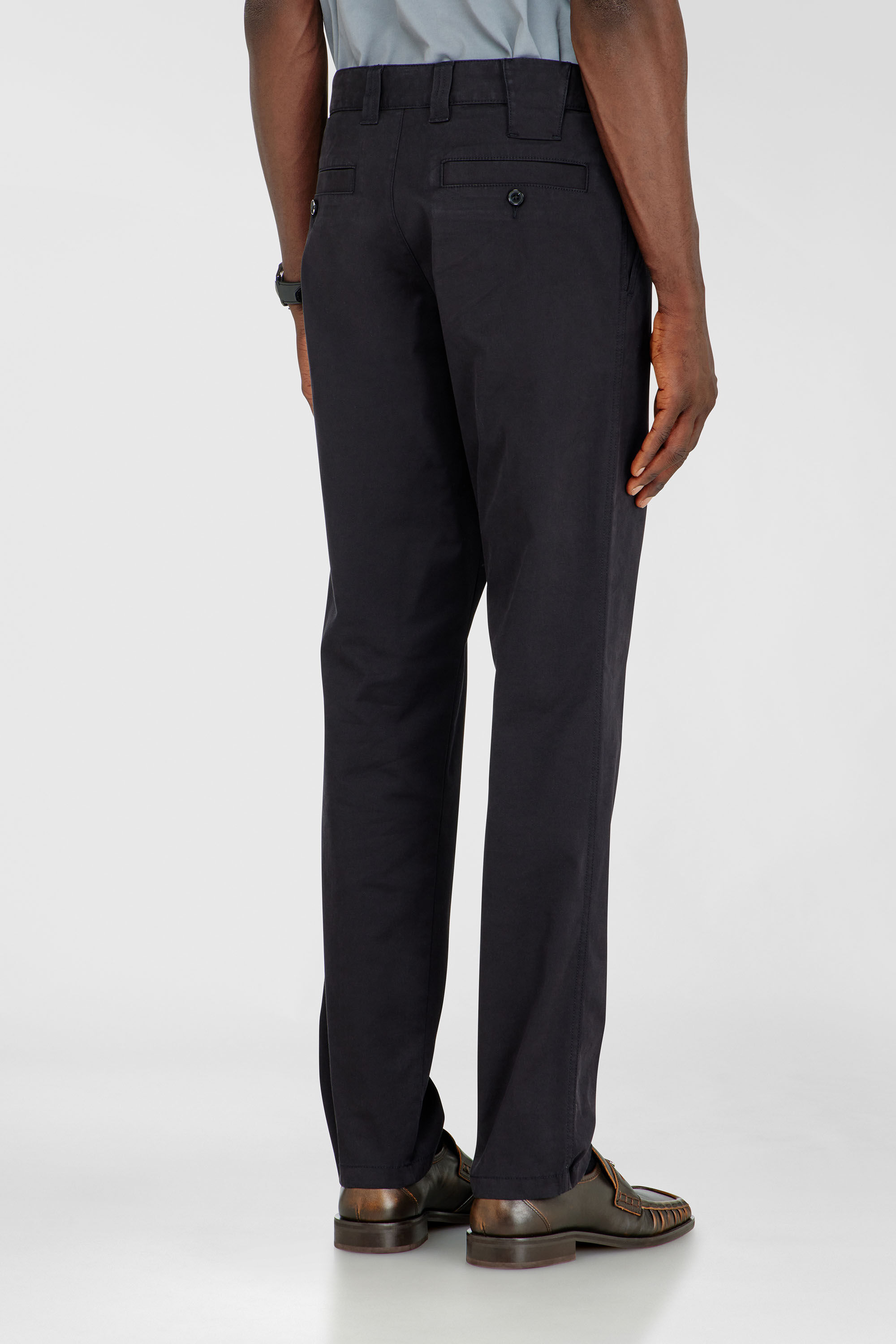 Diesel - P-DEFINE-EPCH, Pantaloni in cotone con passante utility Uomo in Nero - 4