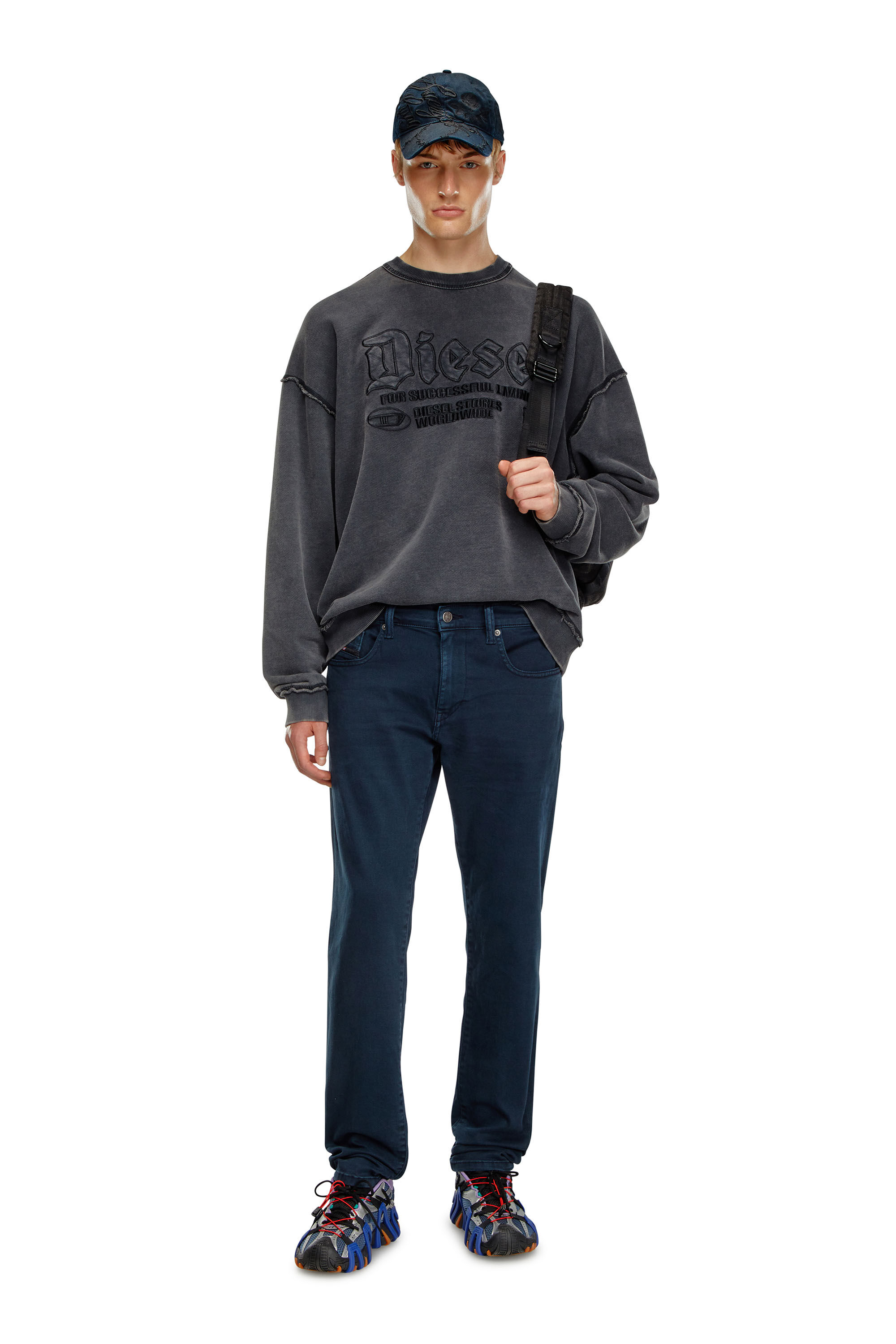 Diesel - Herren Slim Jeans 2019 D-Strukt 0QWTY, Mittelblau - Image 1