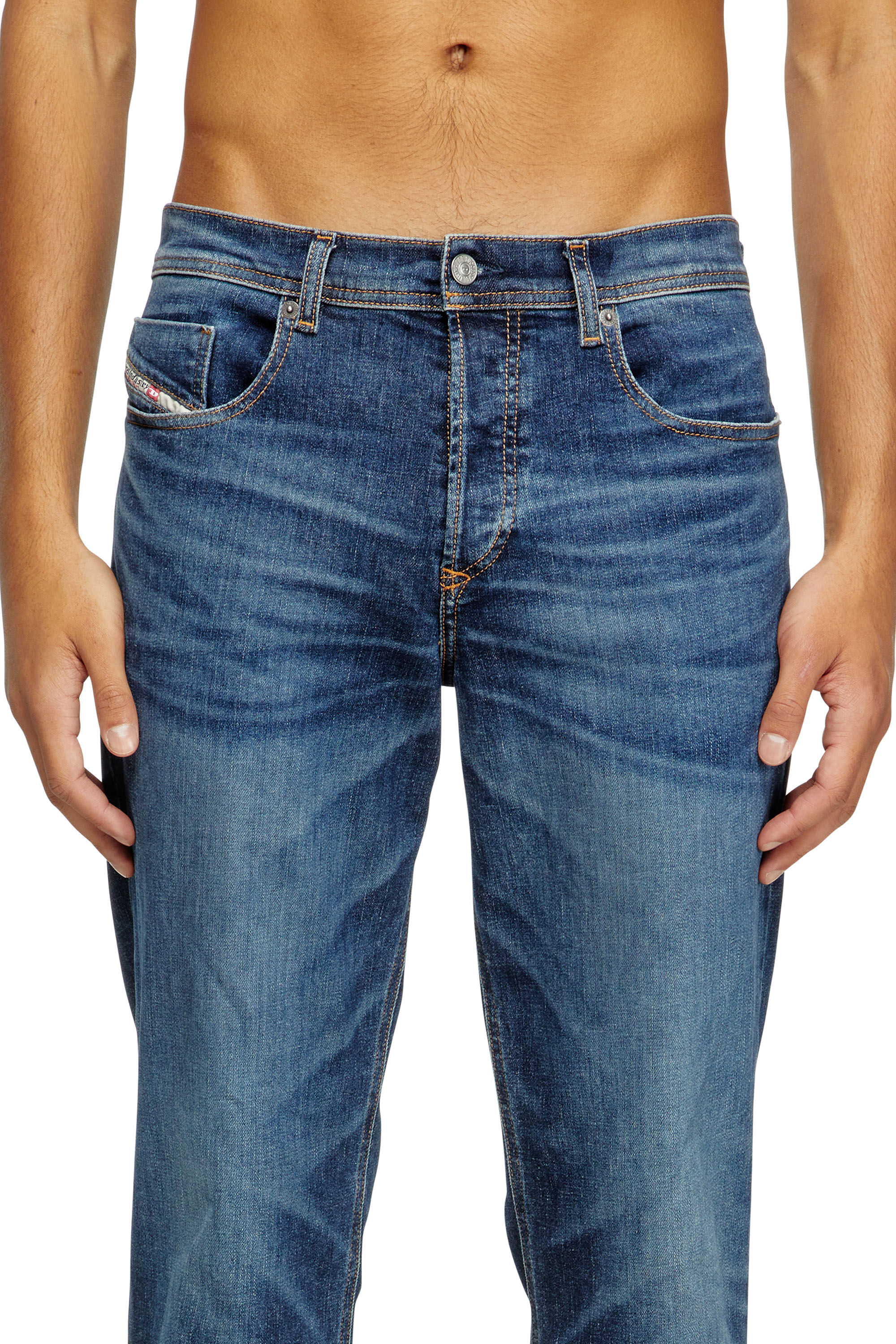 Diesel - Regular Jeans 2023 D-Finitive 09J47 Uomo, Blu Scuro - Image 5