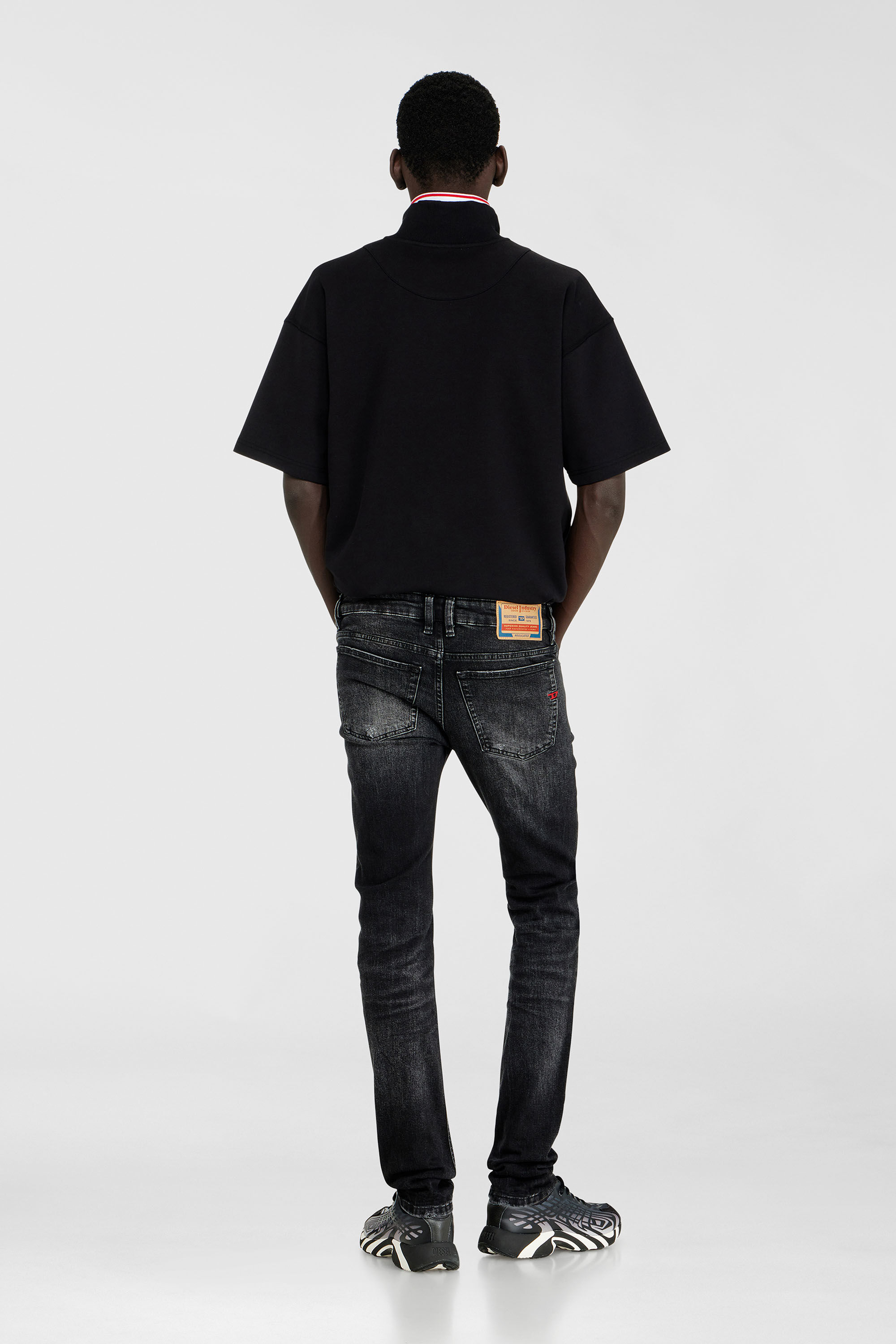 Diesel - Skinny Jeans 1979 Sleenker 0DBDP Uomo, Nero/Grigio scuro - Image 3
