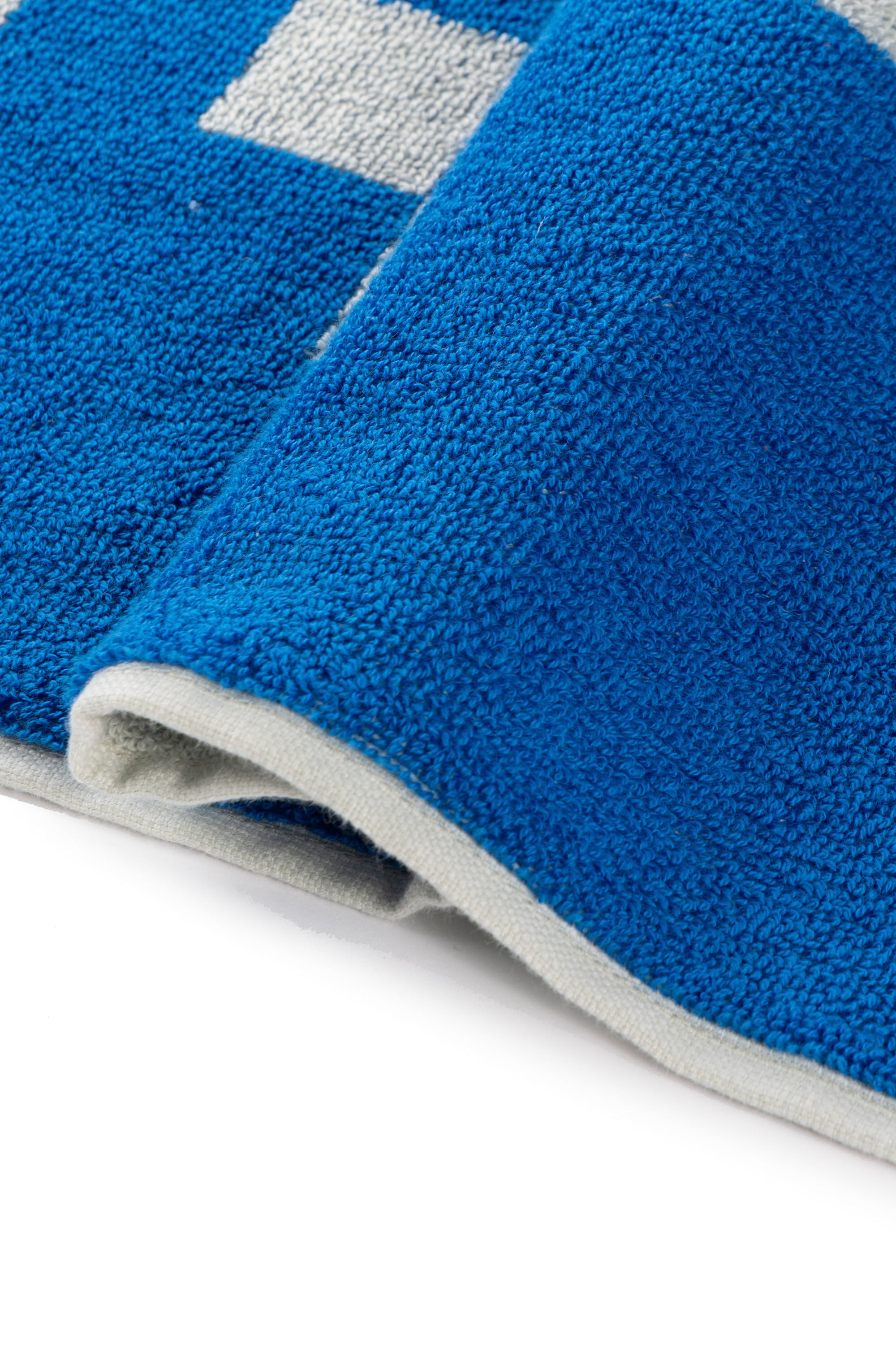 Diesel - 1018134  PIXEL TOYS 1 GREY/BLUE TOWEL, Serviette &eacute;ponge 100x180 cm Mixte in Bleu - 5