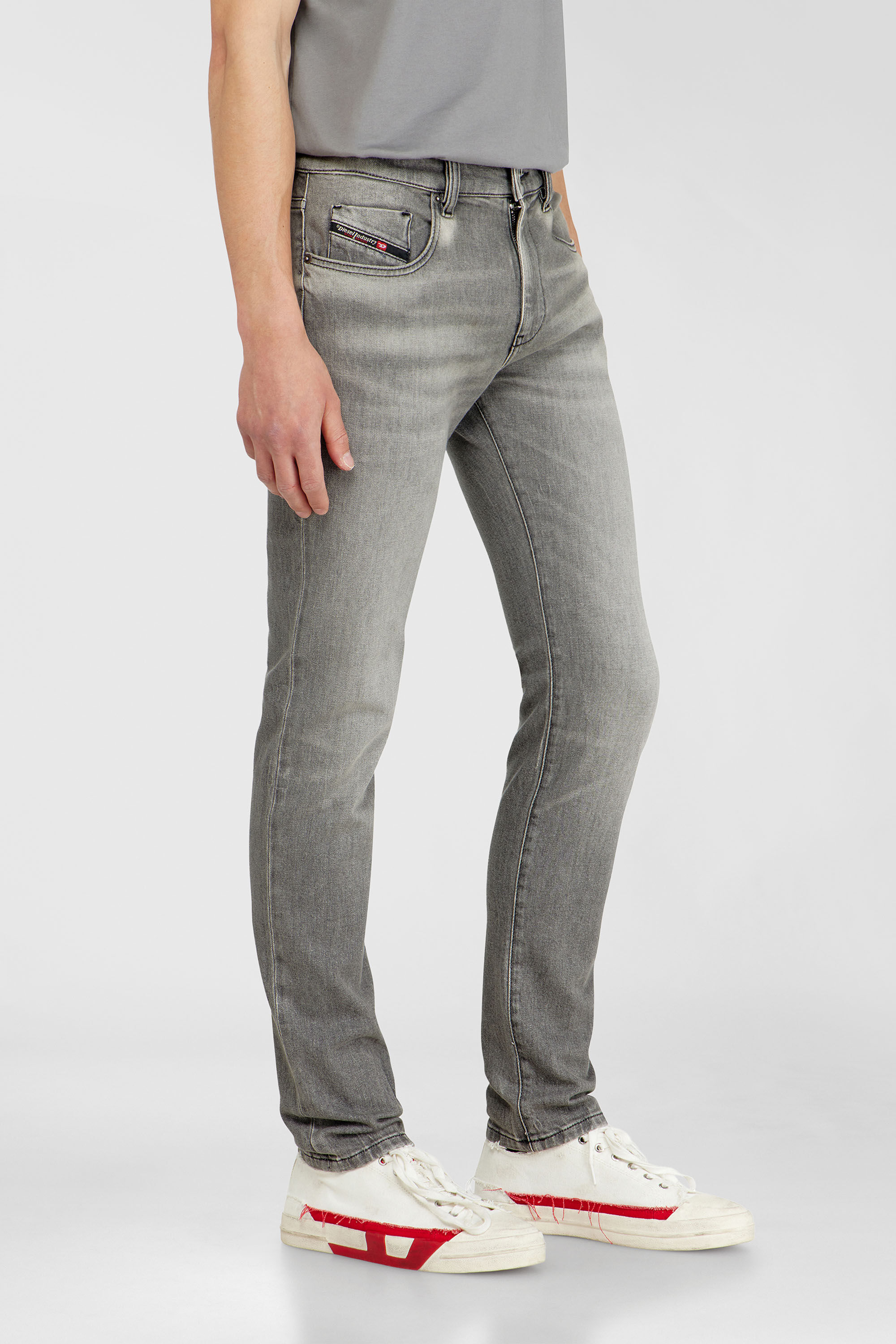 Diesel - Herren Slim Jeans 2019 D-Strukt 0KBBL, Hellgrau - 7