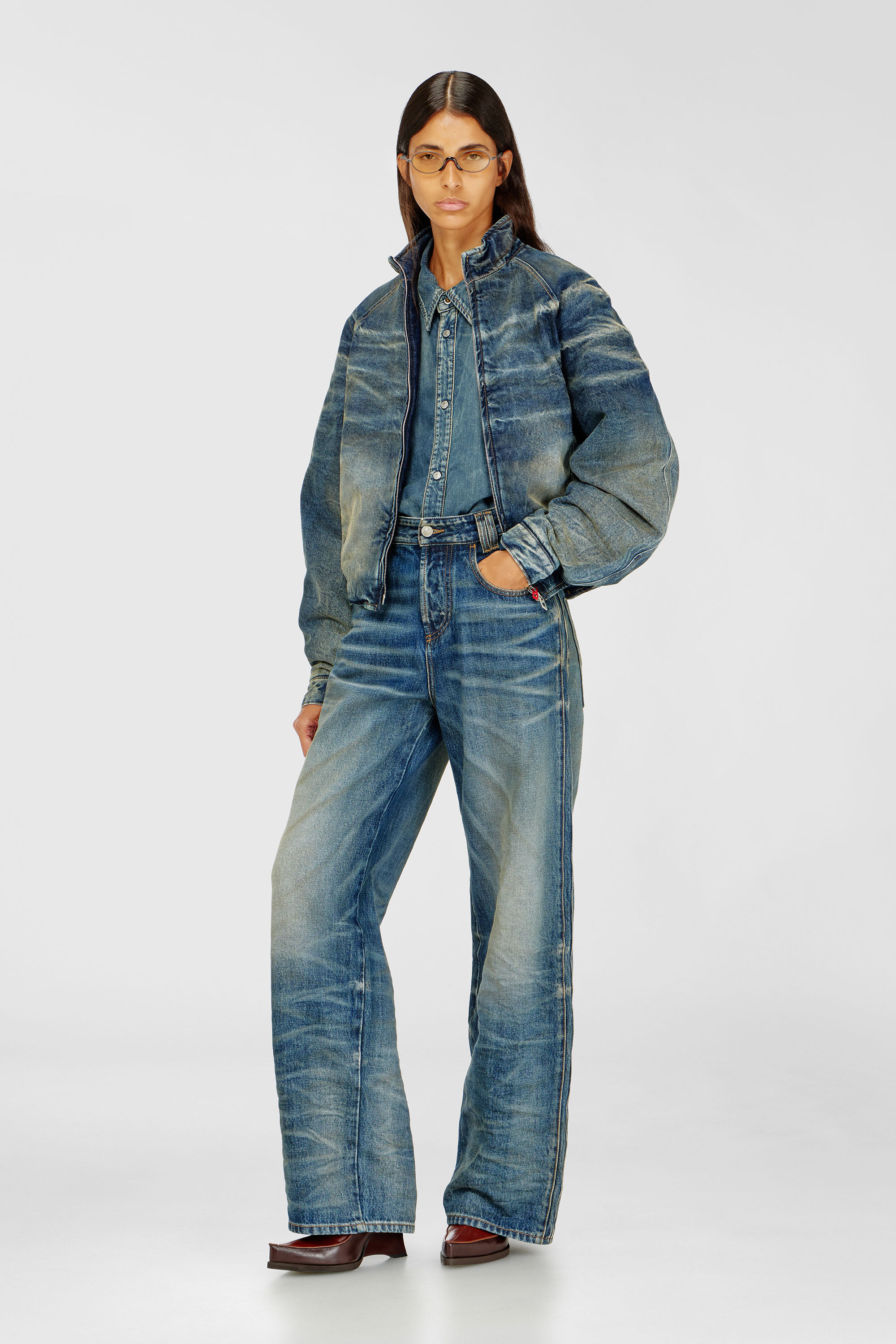 Diesel - Relaxed Jeans 1982 D-Hakou 007GC Mixte, Bleu moyen - Image 7