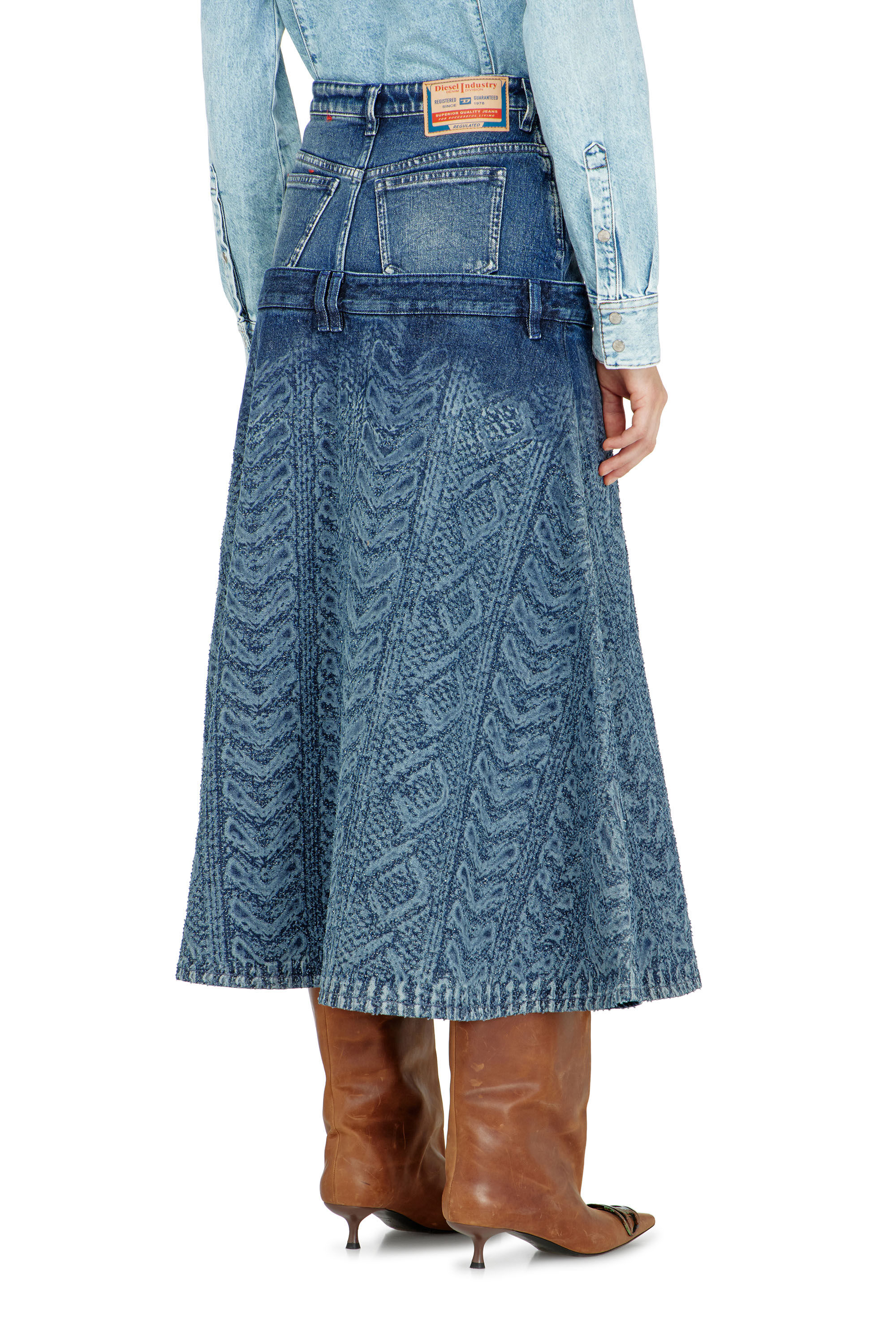 Diesel - DE-VORYA-S1, Gonna midi in denim effetto maglia a trecce Donna in Blu - 4