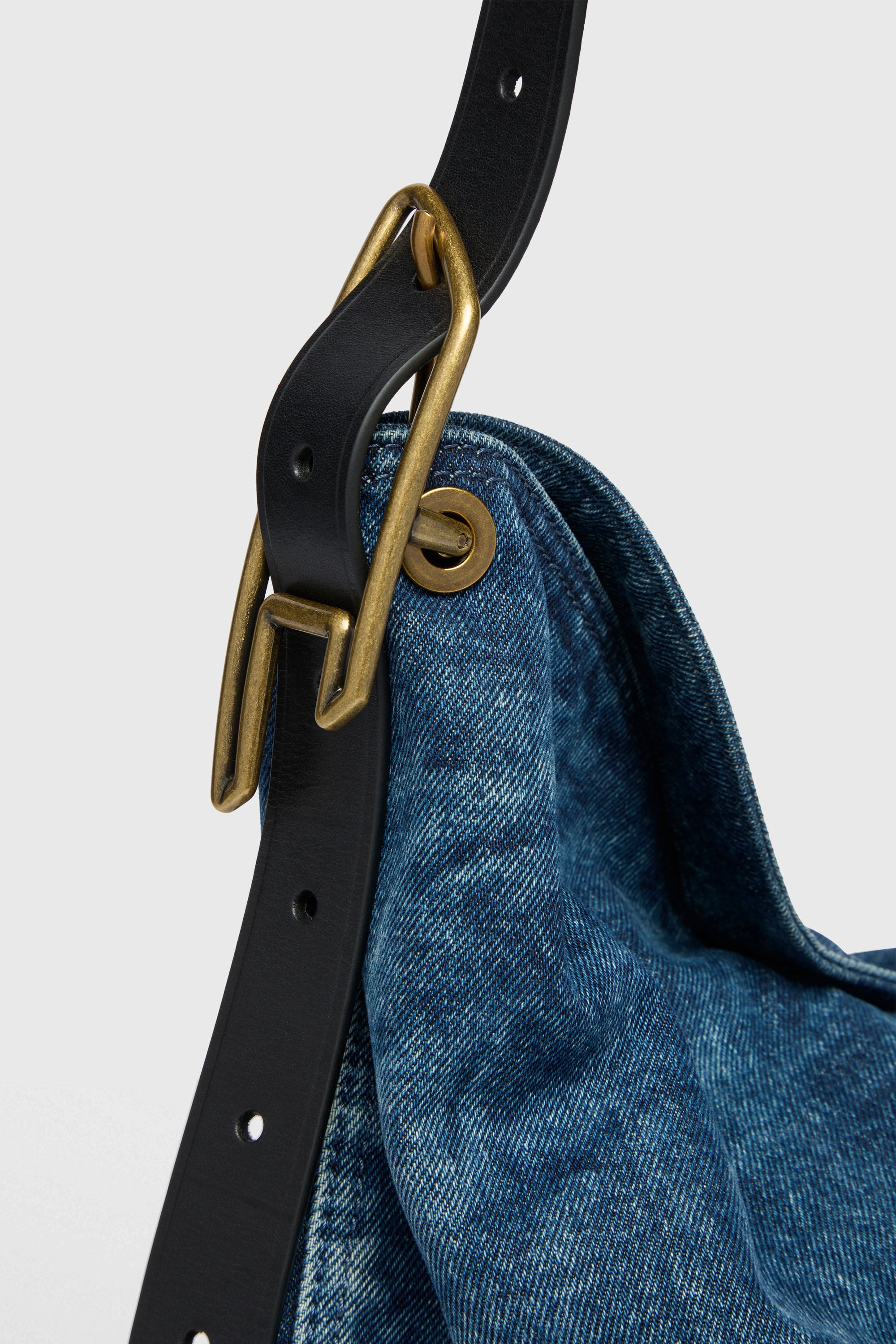 Diesel - D-LINE HOBO L, D-Line-Borsa hobo in denim Donna in Blu - 4