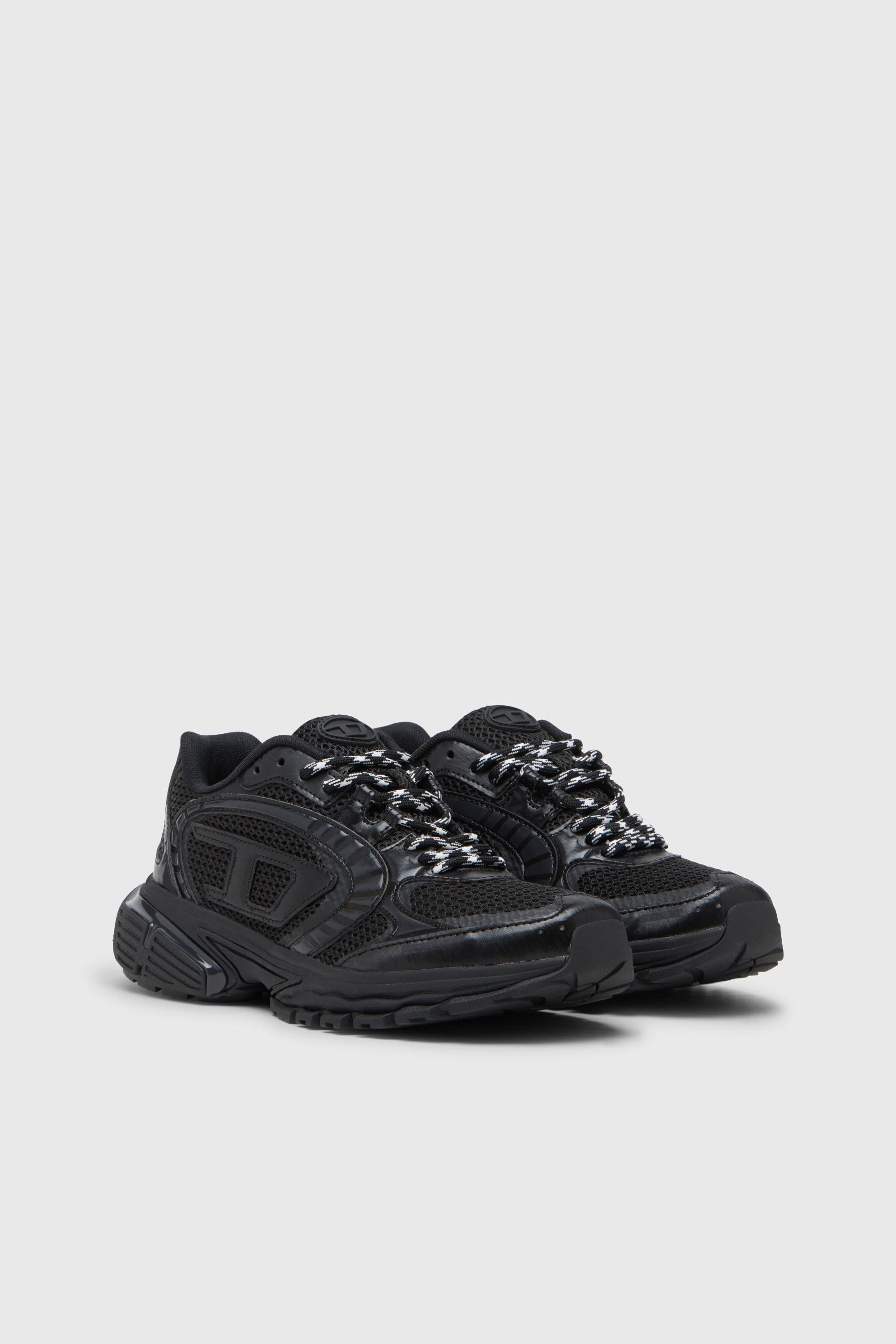 Diesel - S-PRO-V-DENSE LOW W, S-Pro-V-Dense-Baskets en mesh monochrome avec logo Oval D Femme in Noir - 2