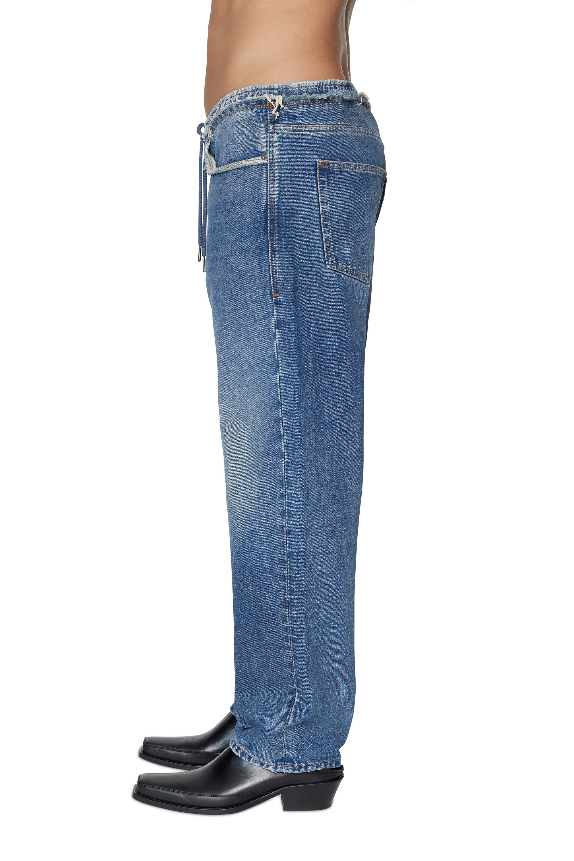 Diesel - D-Sert 007F2 Straight Jeans, Mittelblau - Image 5