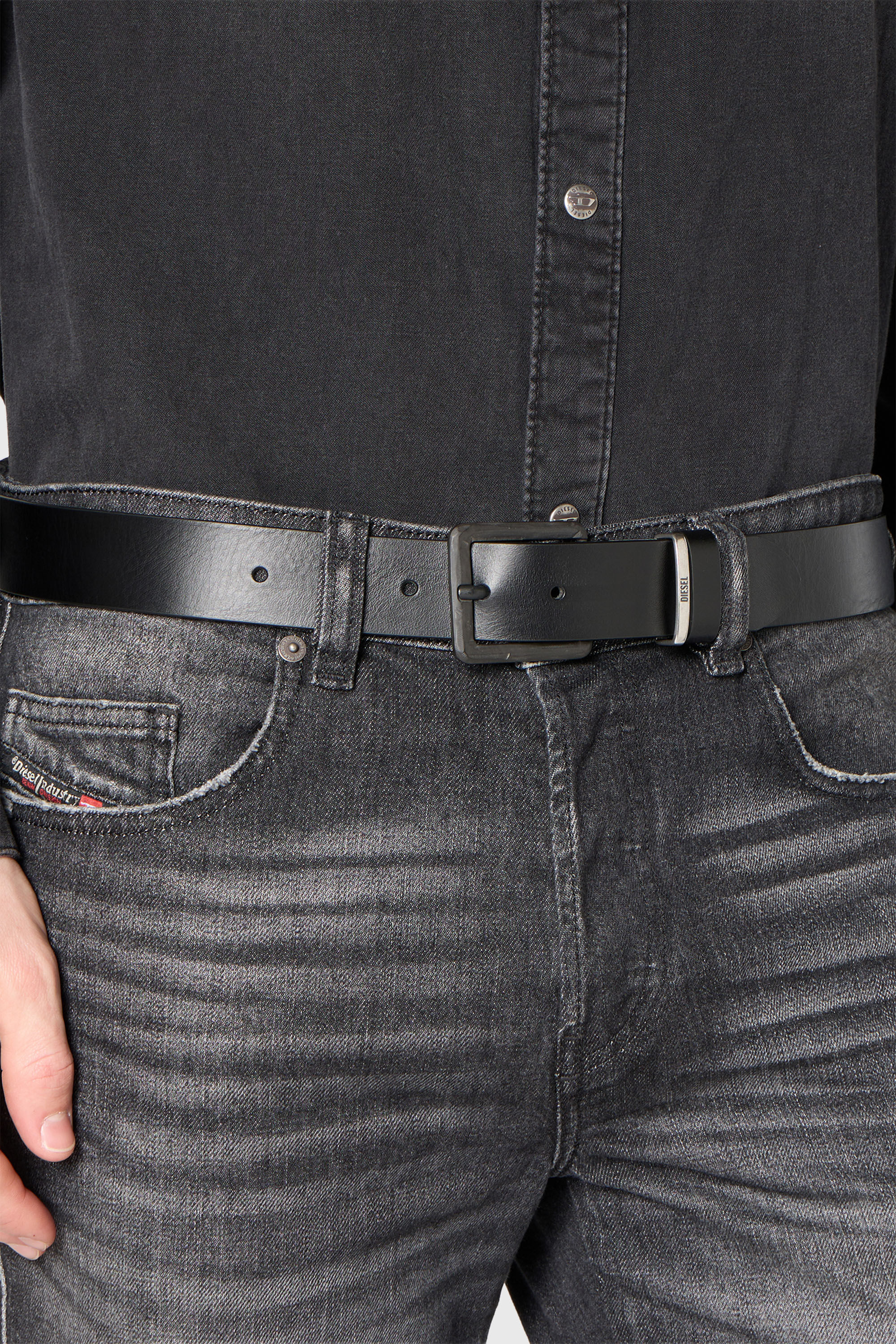 Diesel - B-DSL RIVETS, Cintura 4 cm in pelle con borchie e rivetti Unisex in Nero - 5