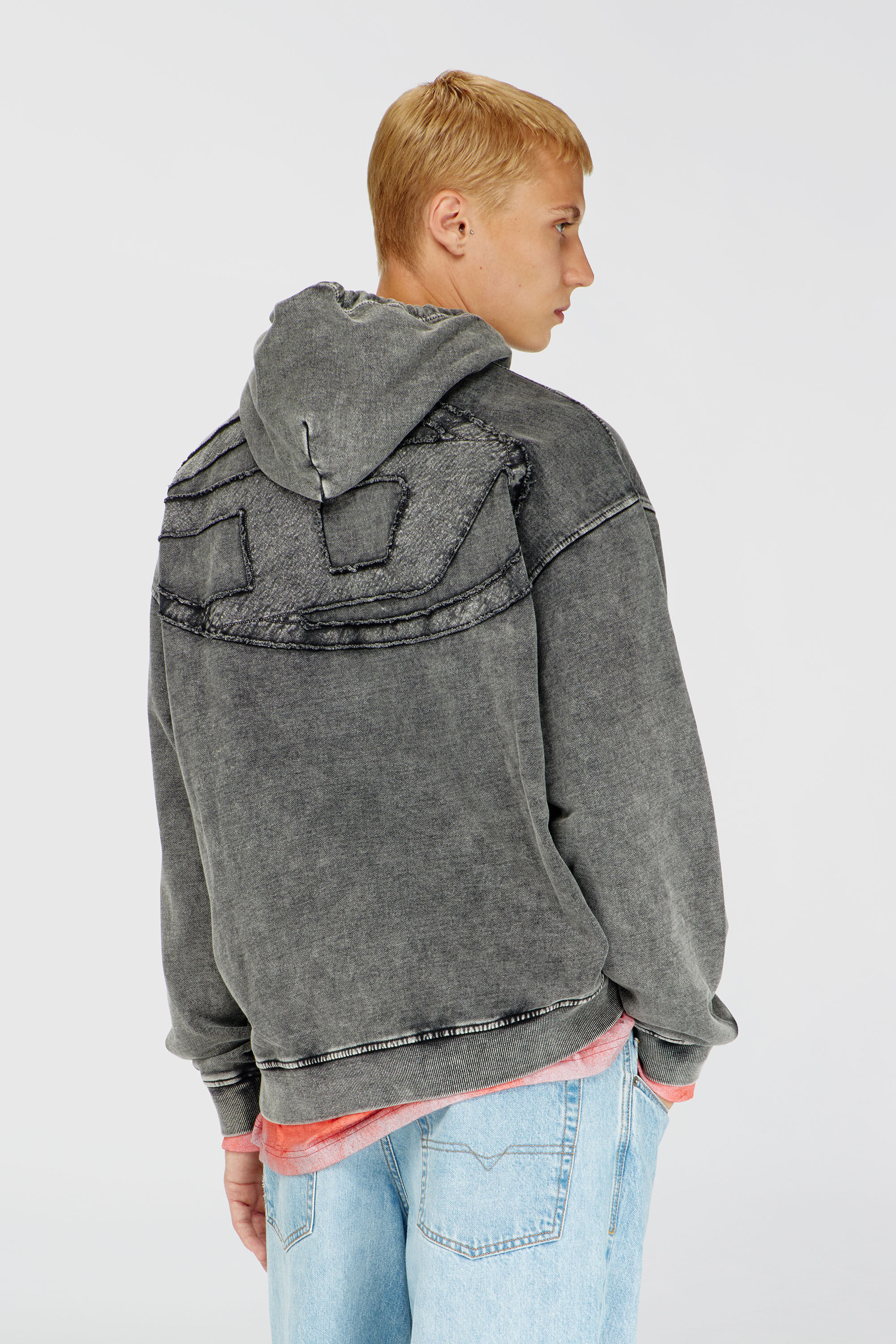 Diesel - S-BOXT-HOOD-DEN, Felpa con cappuccio con toppa posteriore tagliata a vivo Uomo in Grigio - 4