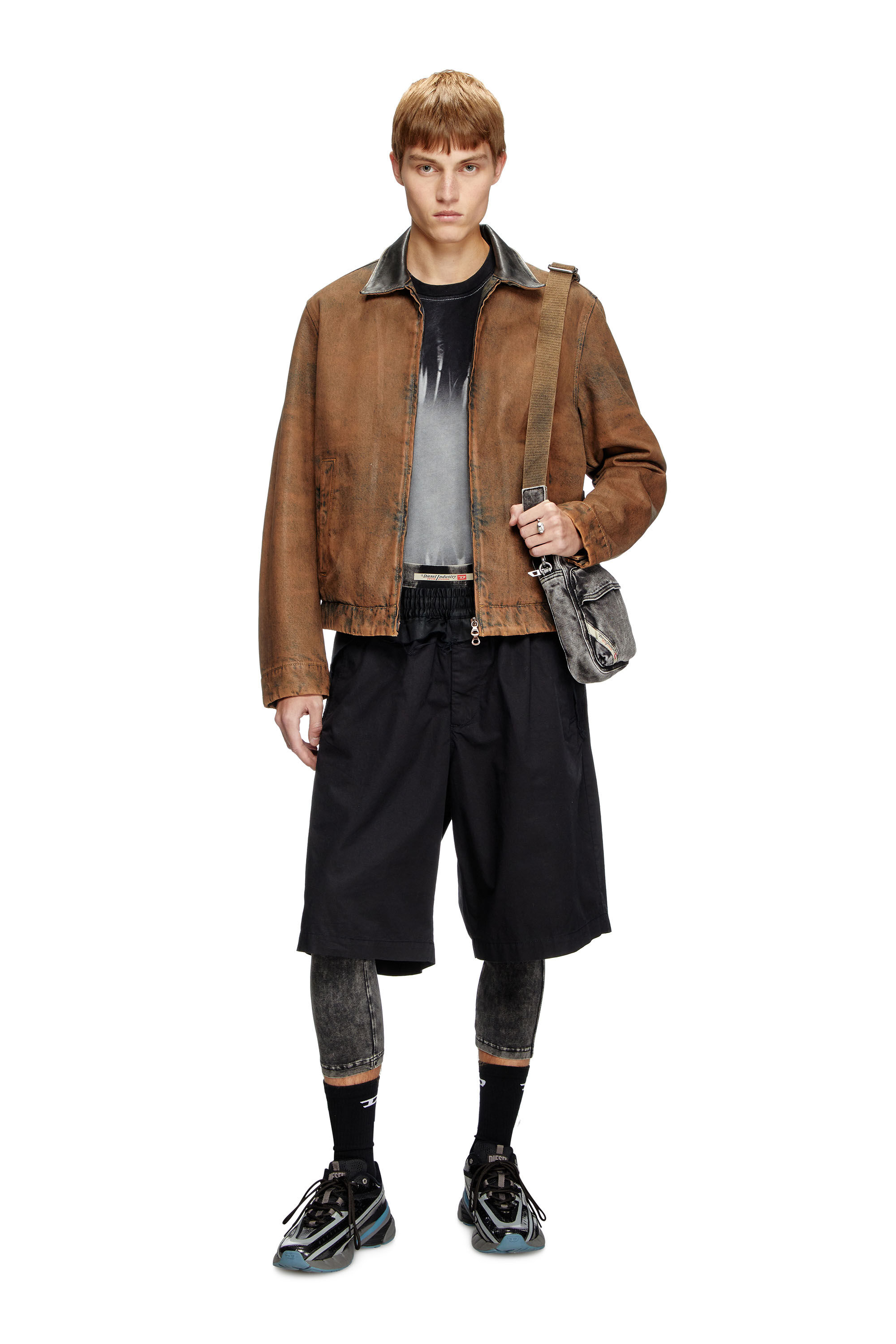 Diesel - P-GUSTAF-SHORT, Short con tasche cargo Uomo in Nero - 1