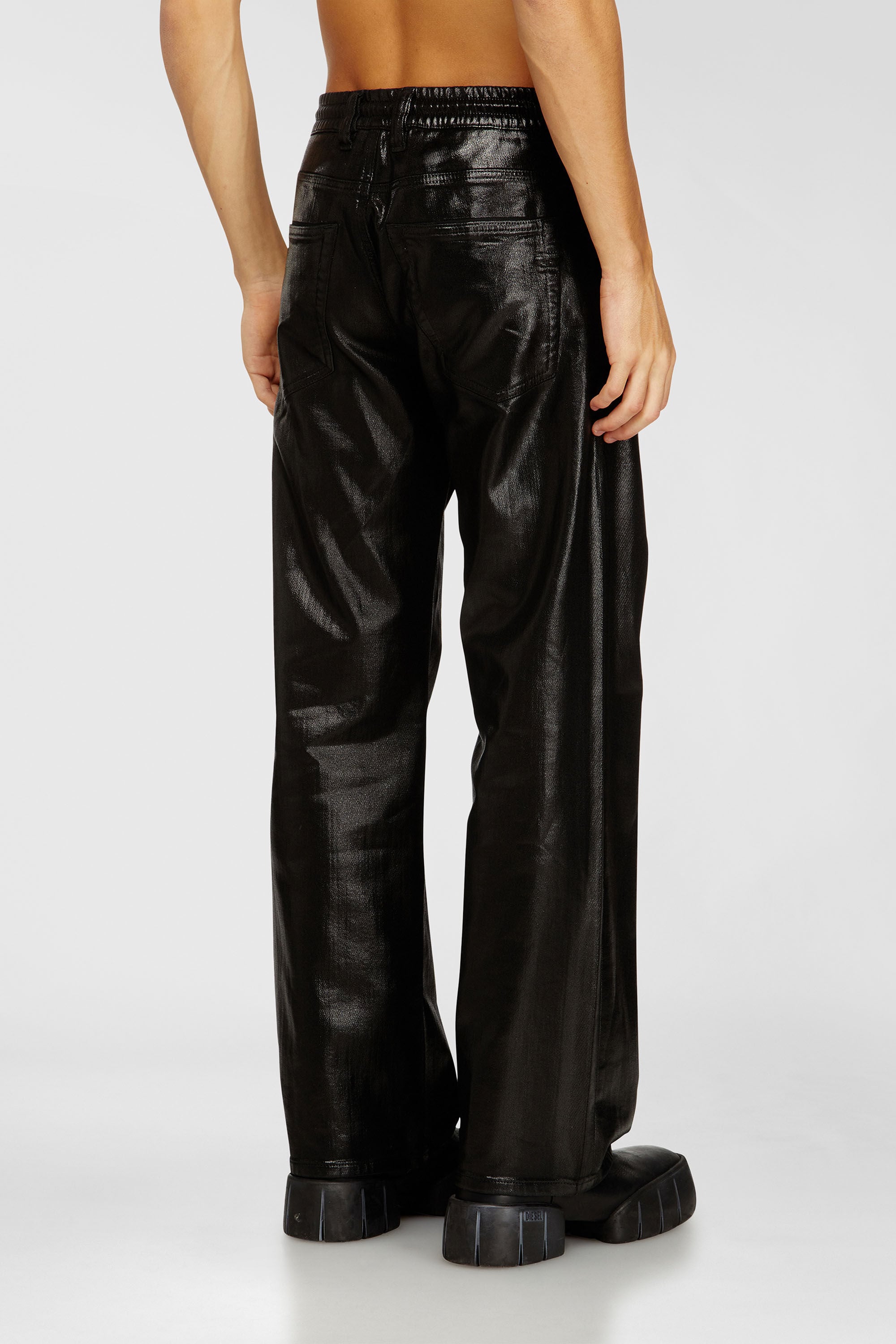 Diesel - Relaxed 2080 D-Reel Joggjeans&reg; 068VD Uomo, Nero/Grigio scuro - Image 3