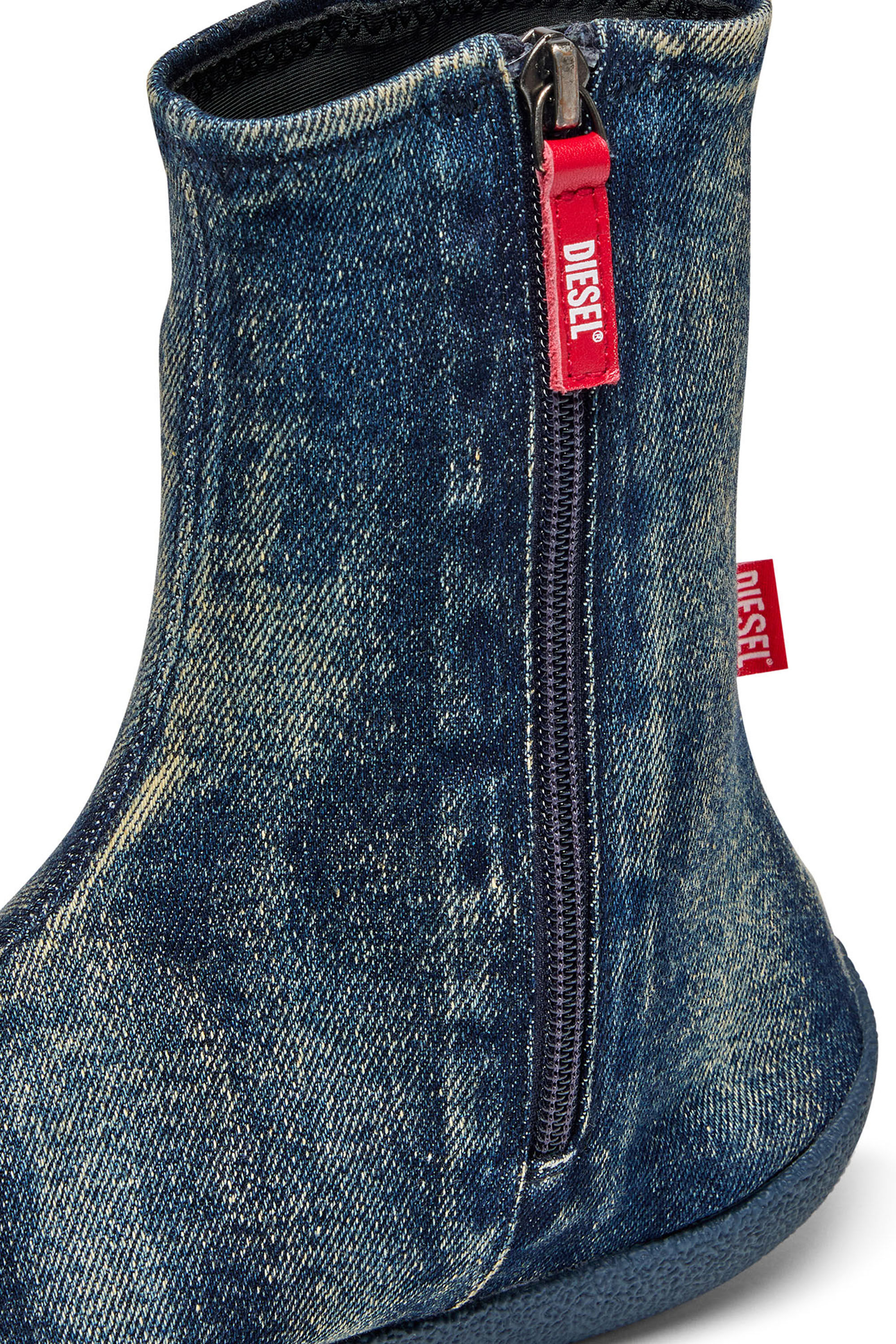 Diesel - D-SHOCK BT, Herren D-Shock Bt-Sockenstiefel aus solarisiertem Denim in Blau - 4