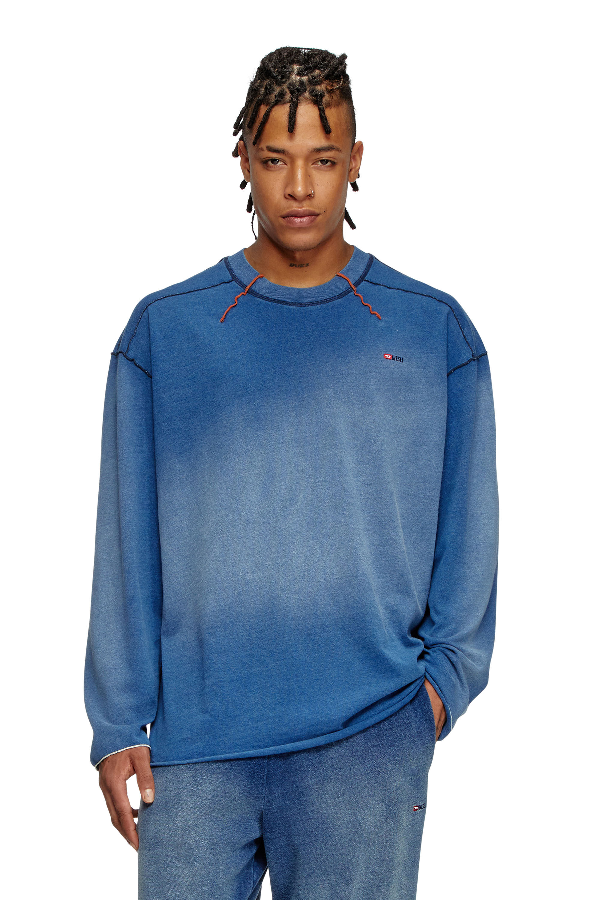 Diesel - T-CRAO-LS, T-shirt délavé à manches longues avec micro logo Homme in Bleu - 3