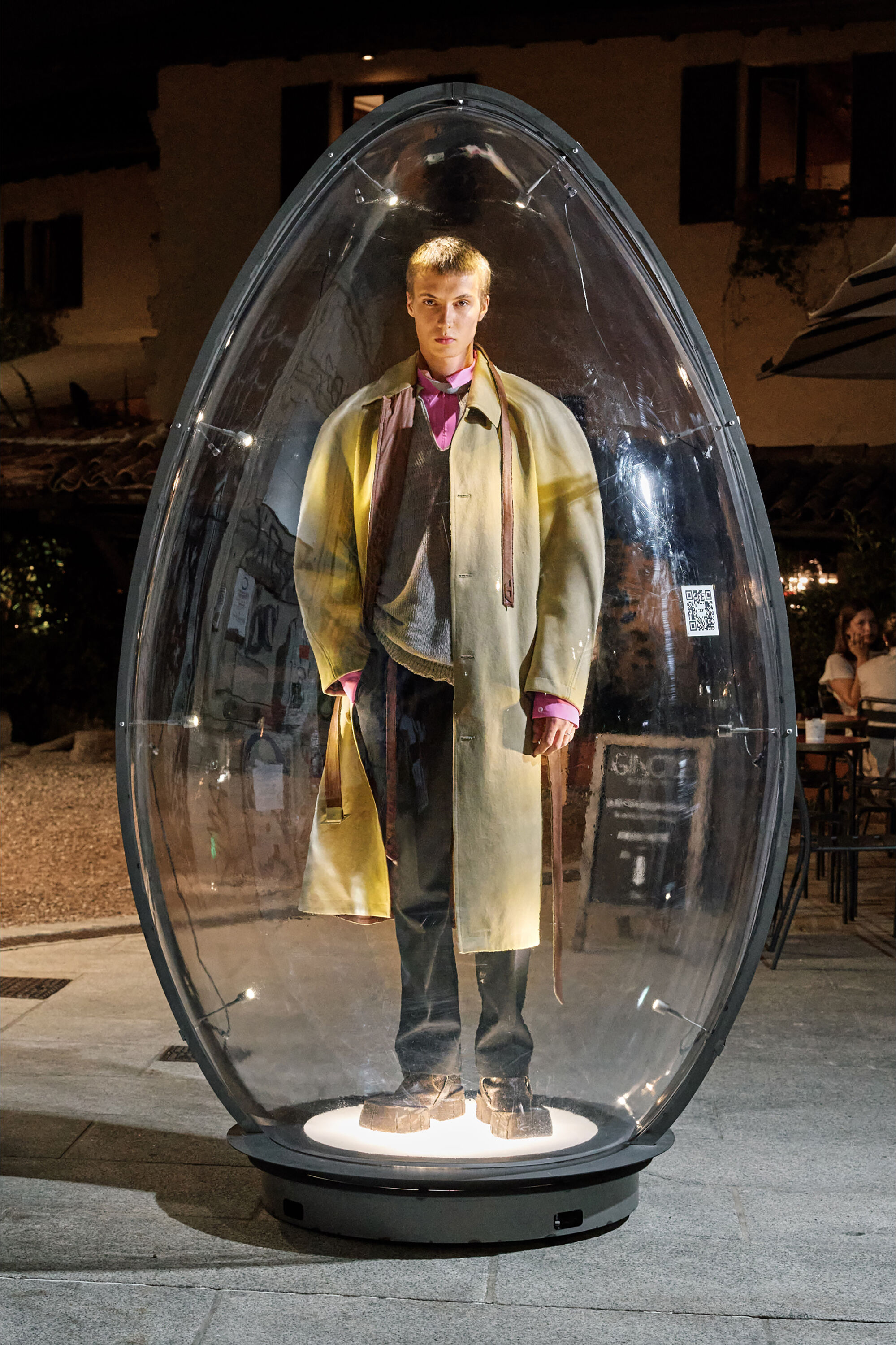 Diesel - J-ROUN, Trench con maniche cocoon Uomo in Marrone - 6