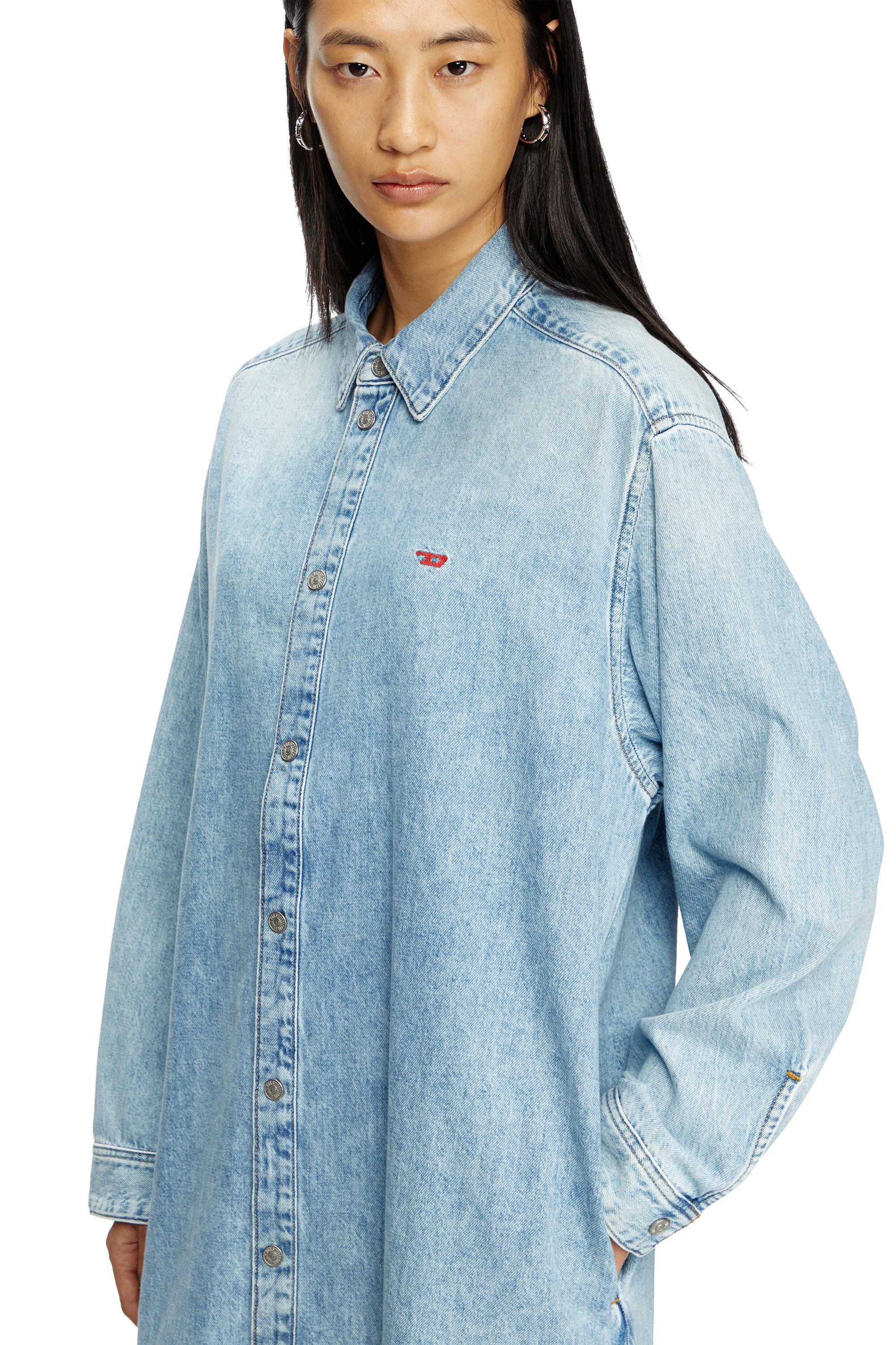 Diesel - DE-DALIS, Damen Shirtkleid aus Denim in Hellblau - 5