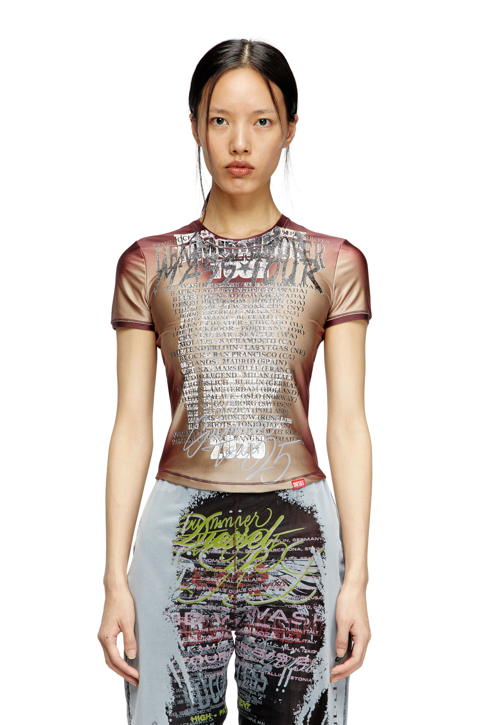 Diesel - T-KALYC, Top a maniche corte con stampa DJ Donna in Marrone - 3