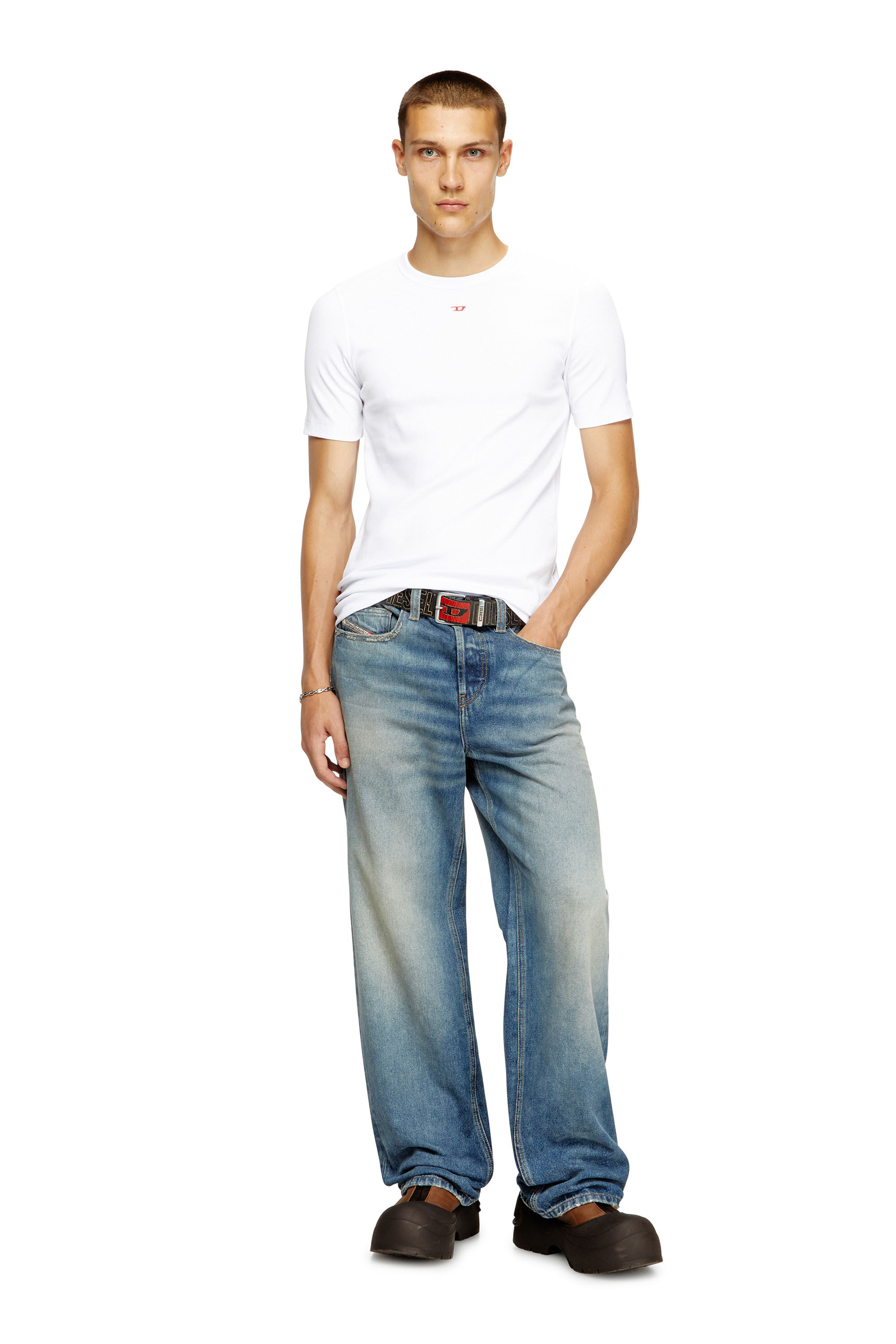 Diesel - D-RIBBER-N, T-shirt con logo D applicato Uomo in Bianco - 1