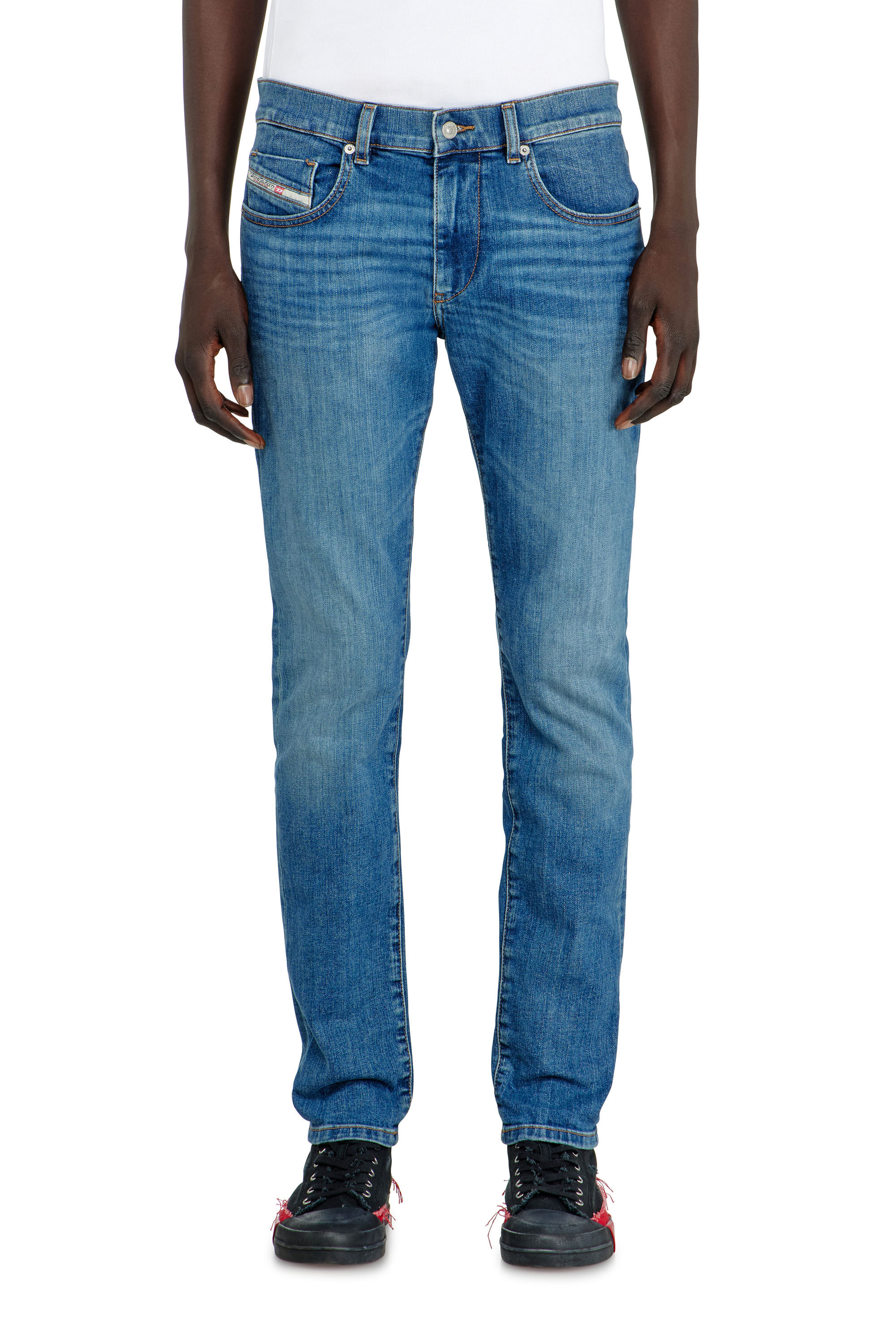 Diesel - Slim Jeans 2019 D-Strukt 0KIAL Uomo, Blu Chiaro - Image 4