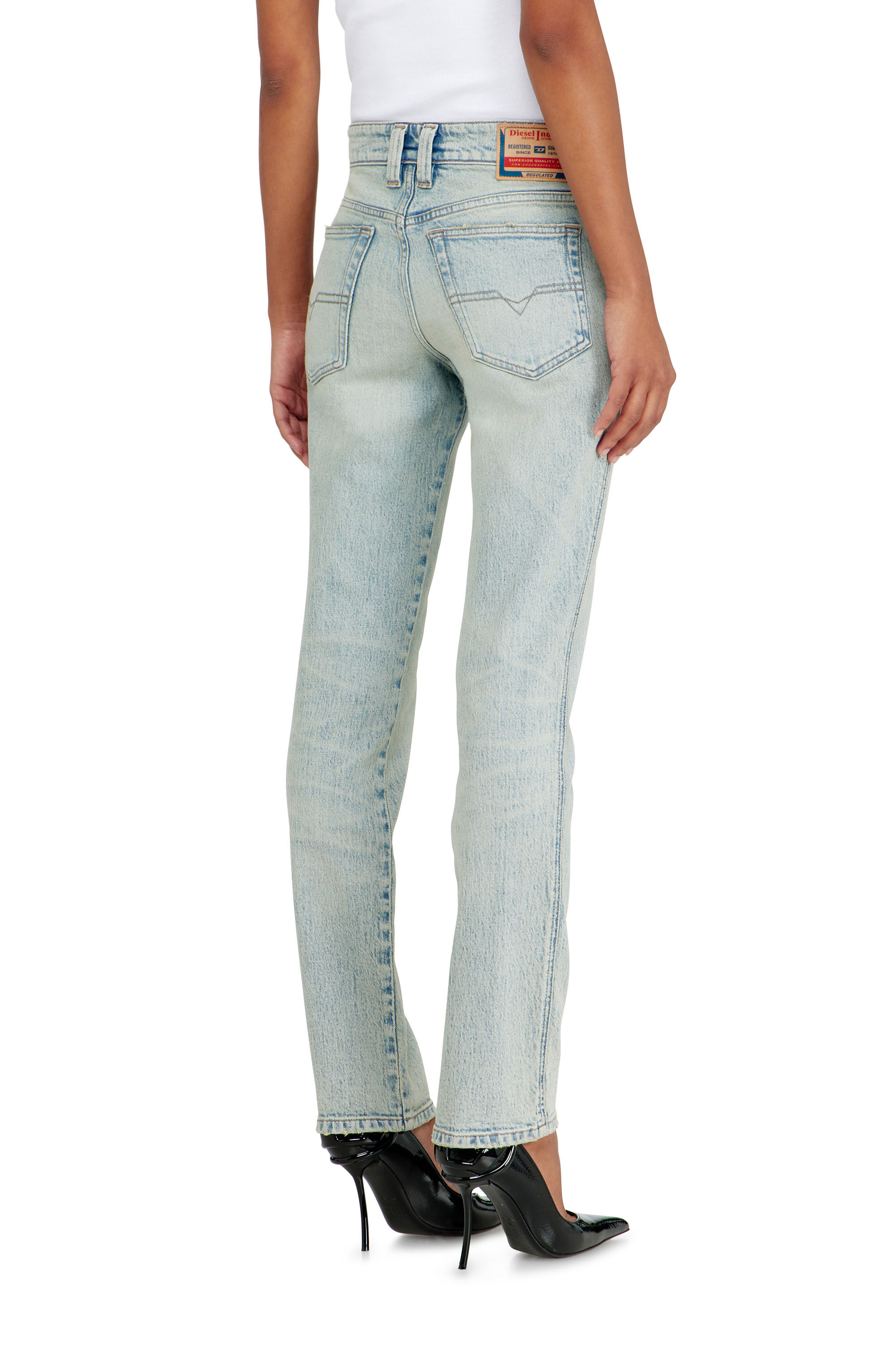 Diesel - Slim Jeans 1992 D-Jiann 0KBBK Femme, Bleu Clair - Image 5
