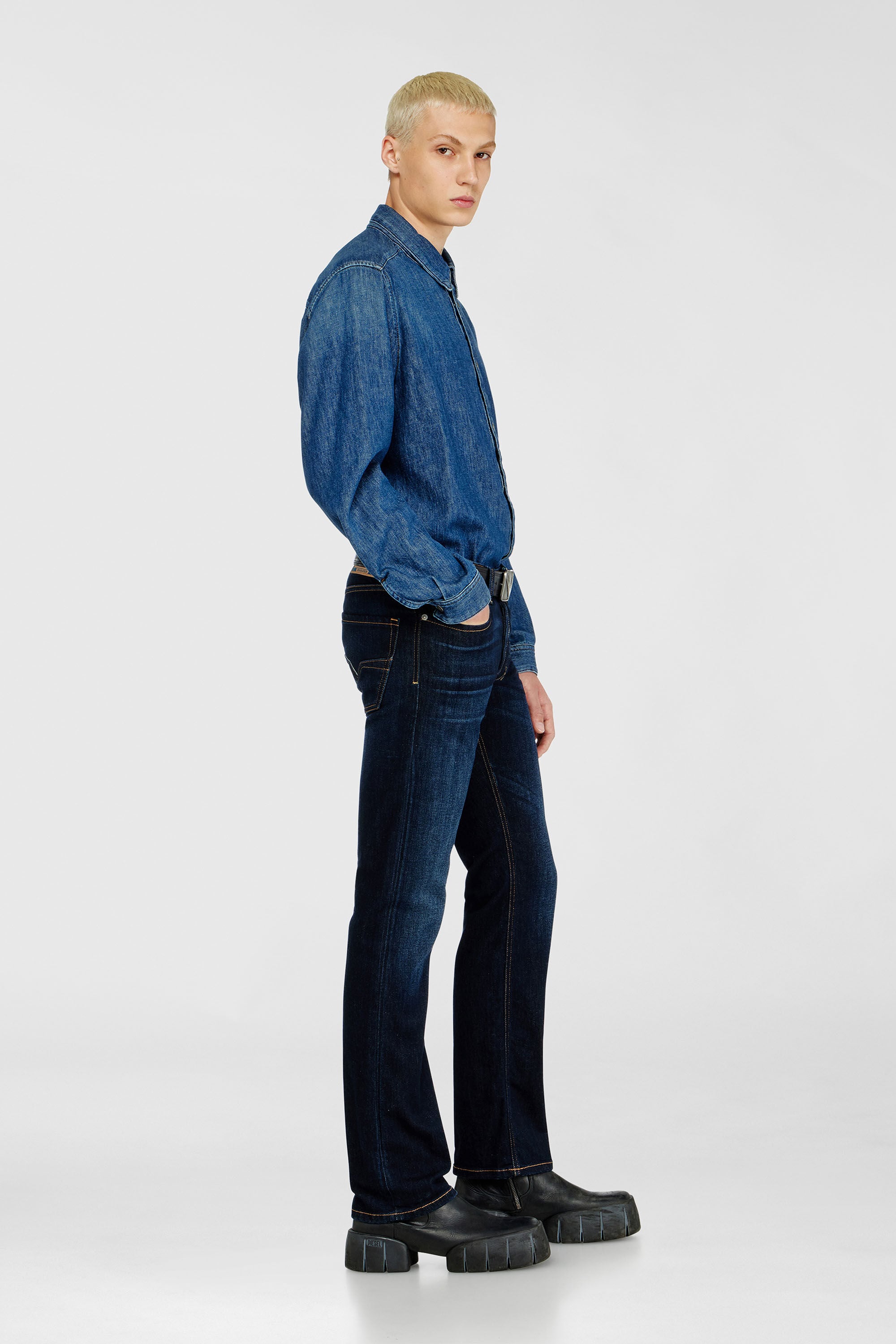 Diesel - Regular Jeans 1985 Larkee 09Q15 Homme, Bleu Fonc&eacute; - Image 2
