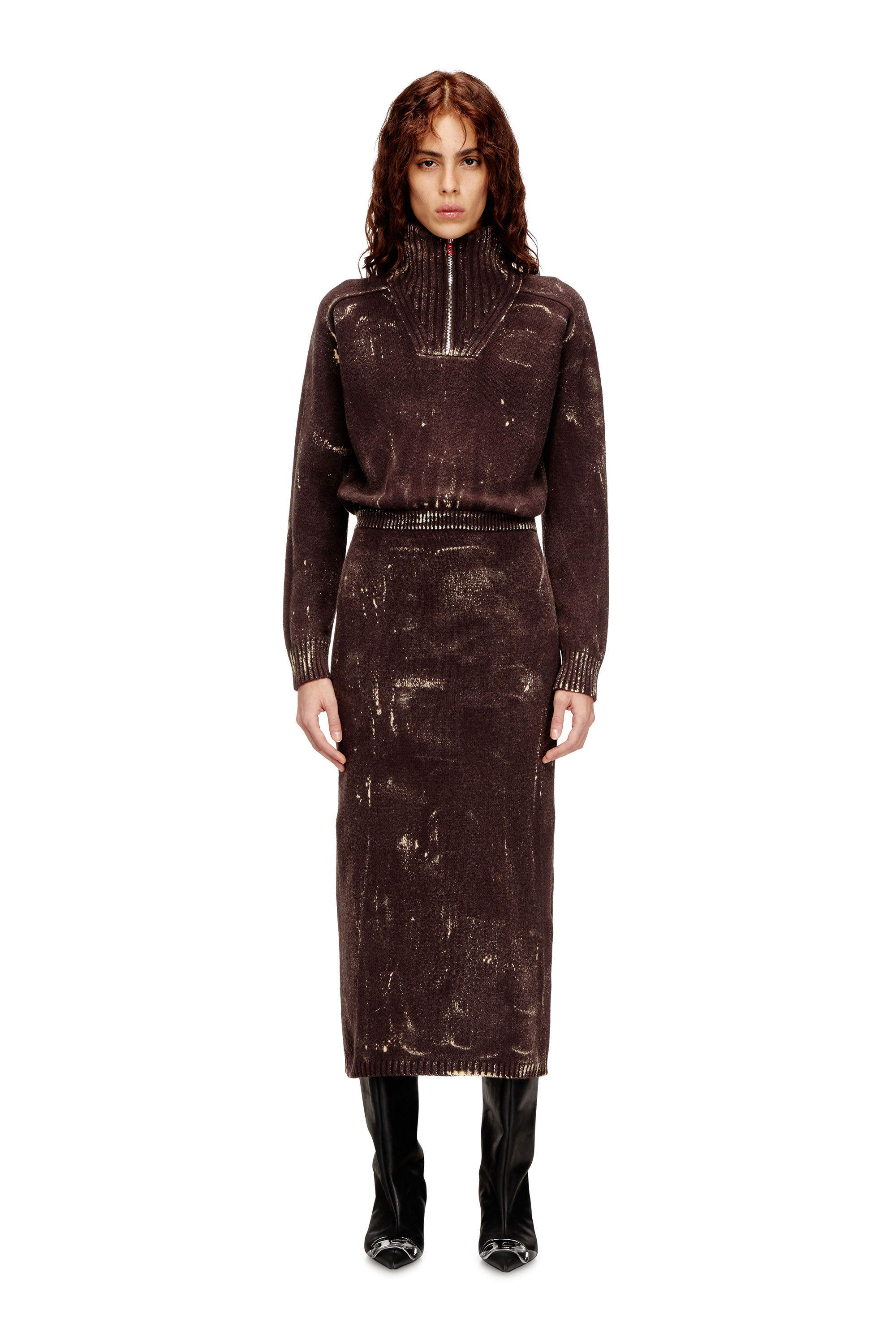 Diesel - M-MARCELLE, Robe midi en maille mélangée traitée Femme in Marron - 3