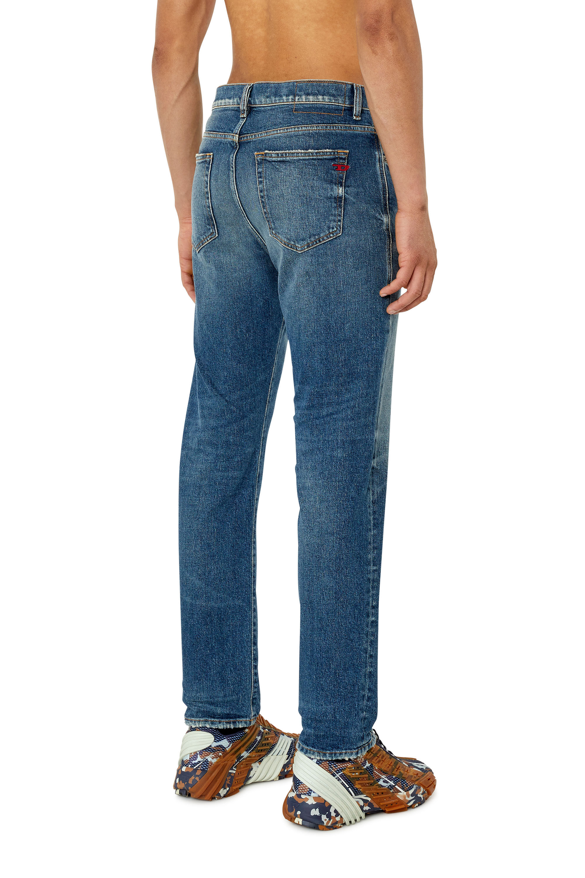 Diesel - Straight Jeans 2020 D-Viker 007L1, Blu medio - Image 4