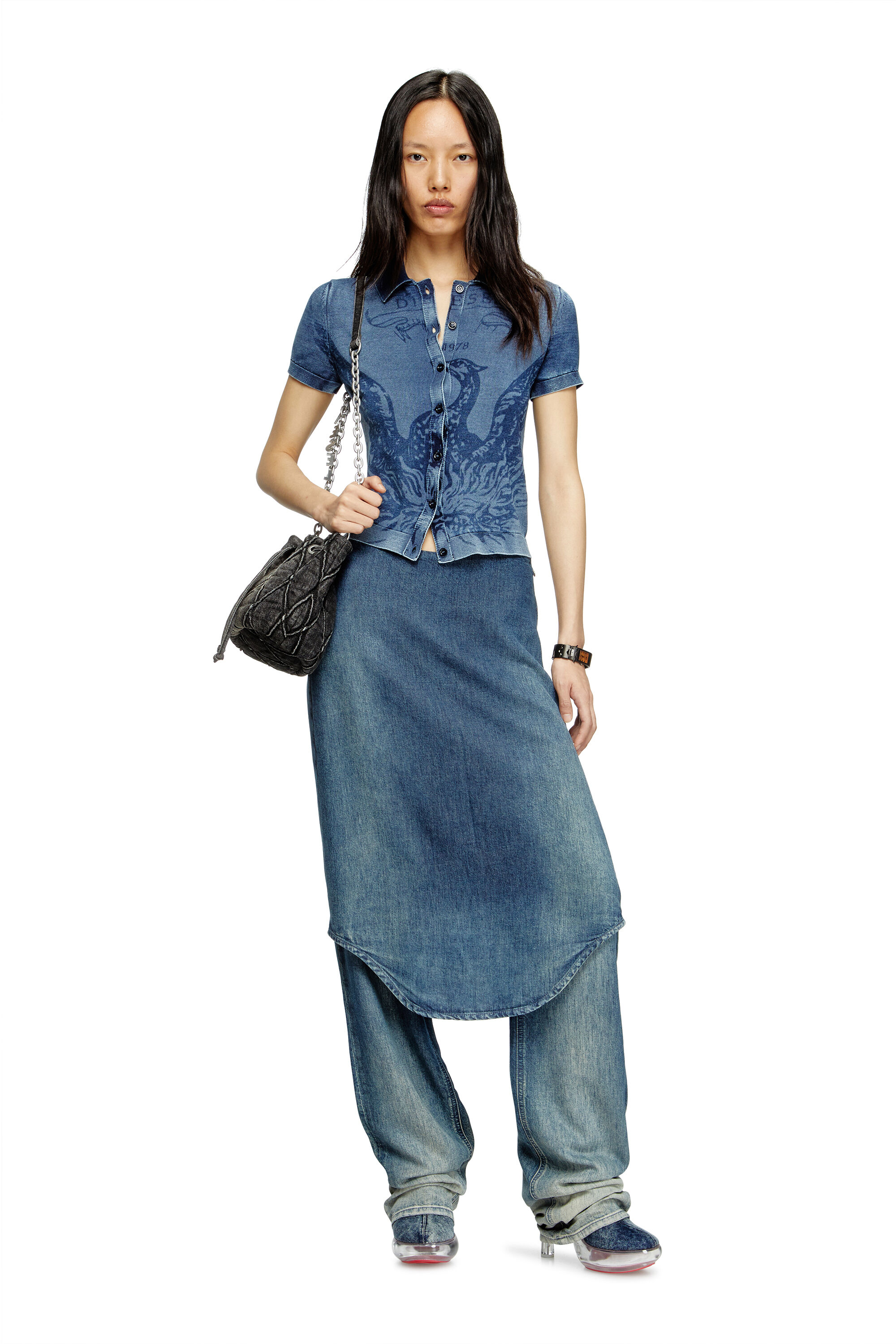 Diesel - CHARM-D BUCKET S, Mini sac seau en denim matelassé traité Femme in Noir - 1