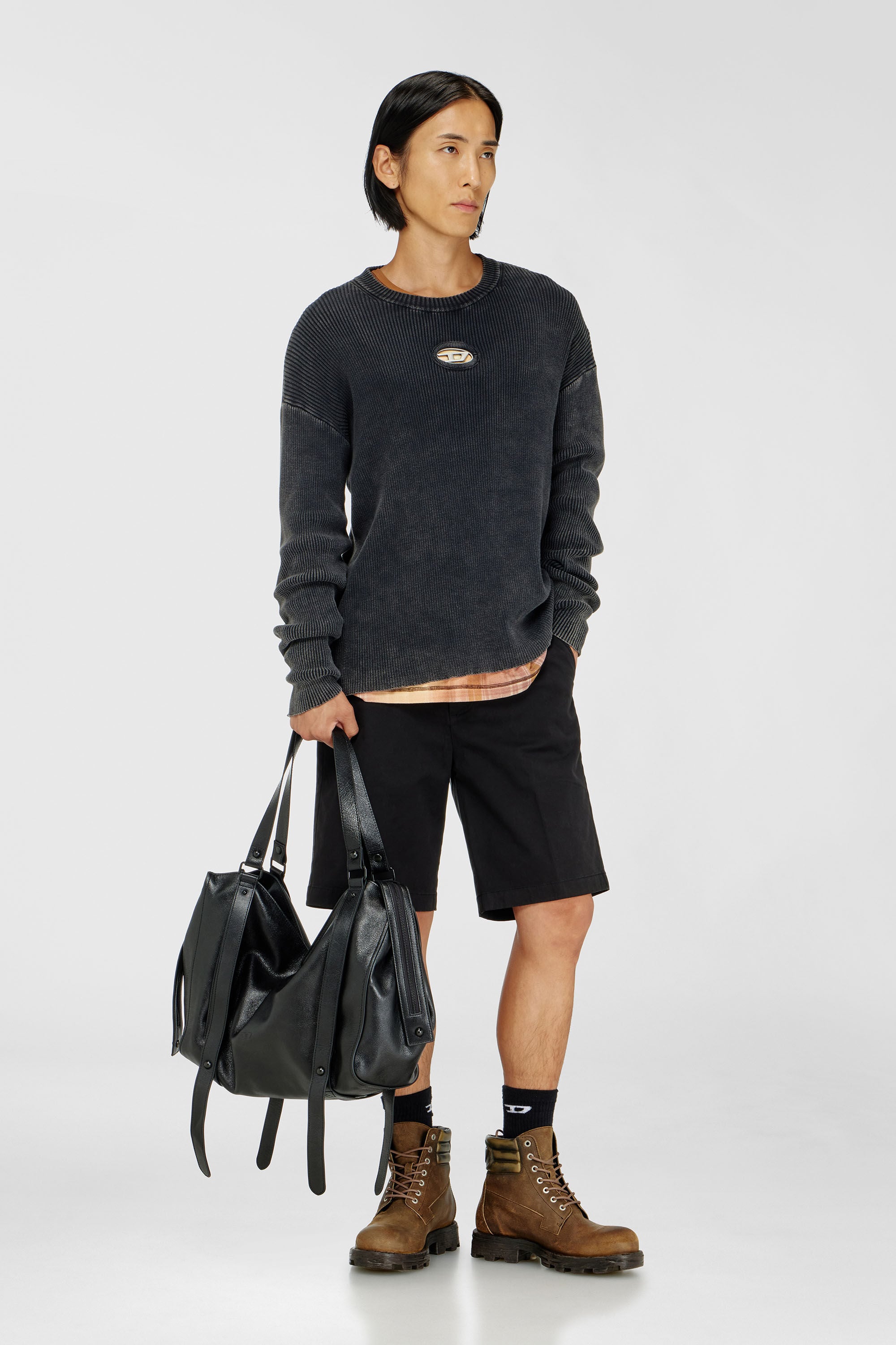 Diesel - P-LARS-SHORT-VIL-T92, Short en coton avec logo Oval D ton sur ton Homme in Noir - 1