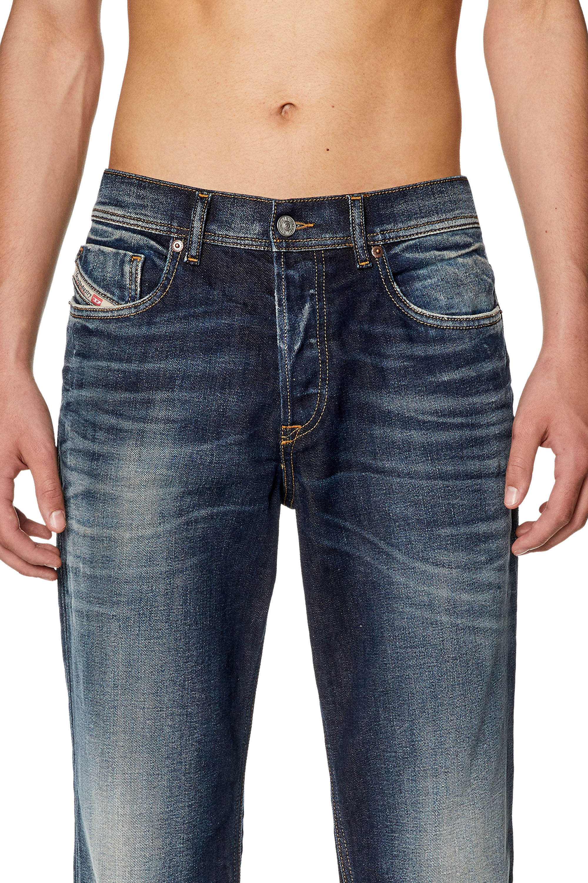 Diesel - Tapered Jeans 2023 D-Finitive 09G27, Blu Scuro - Image 5