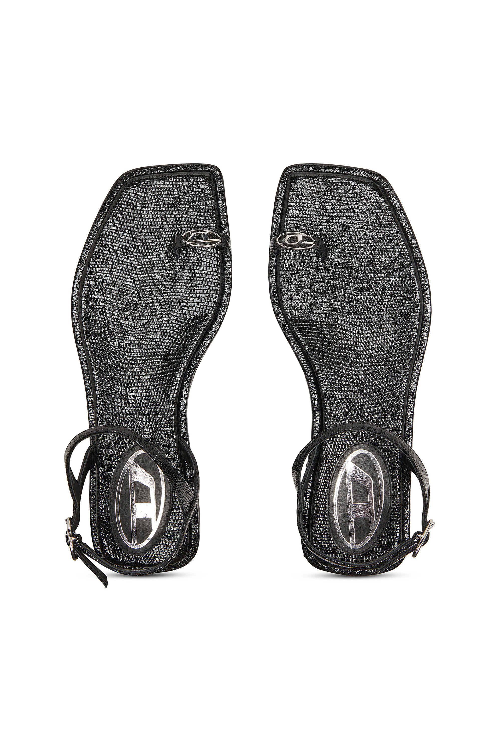 Diesel - D-AMBER INFRA 0, D-Amber-Sandalo in pelle con logo metallico Donna in Nero - 4