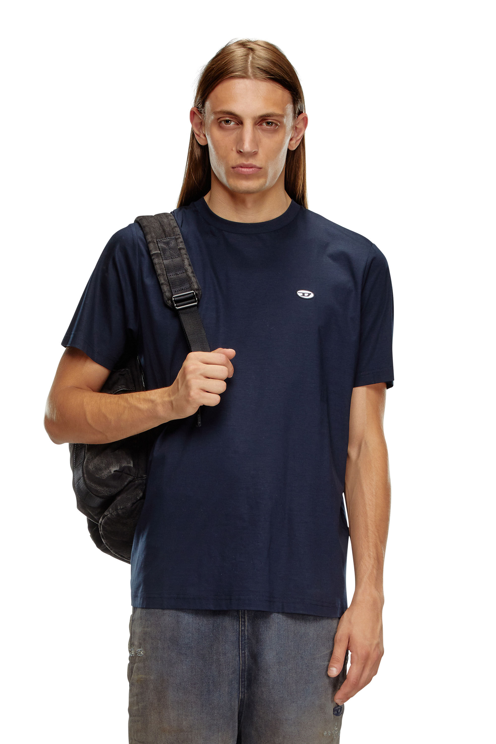 Diesel - T-JUST-DOVAL-PJ, Uomo T-shirt con patch oval D in Blu - Image 3