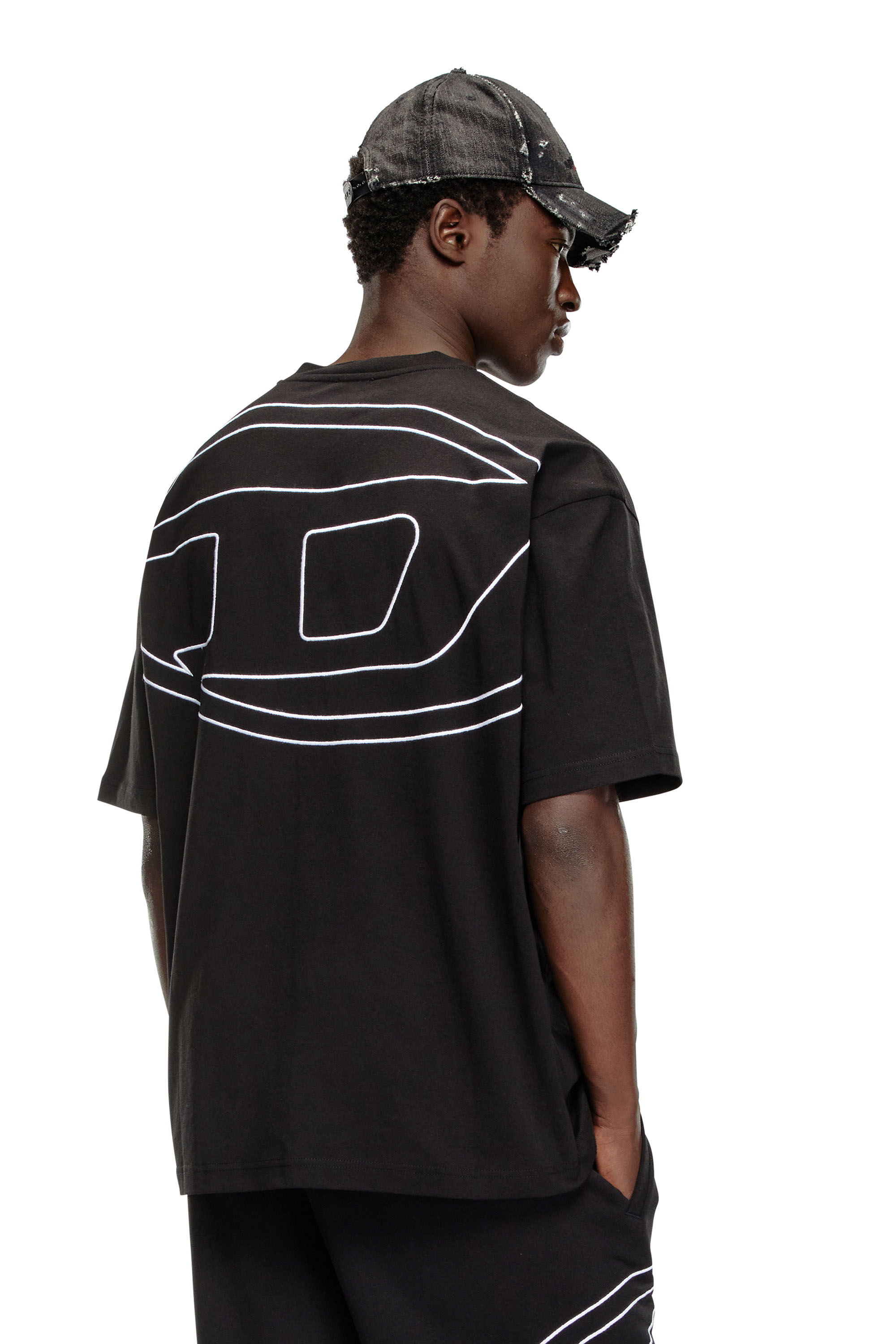 Diesel - T-BOGGY-MEGOVAL-D, Herren T-Shirt mit großer Oval D-Stickerei in Schwarz - Image 3