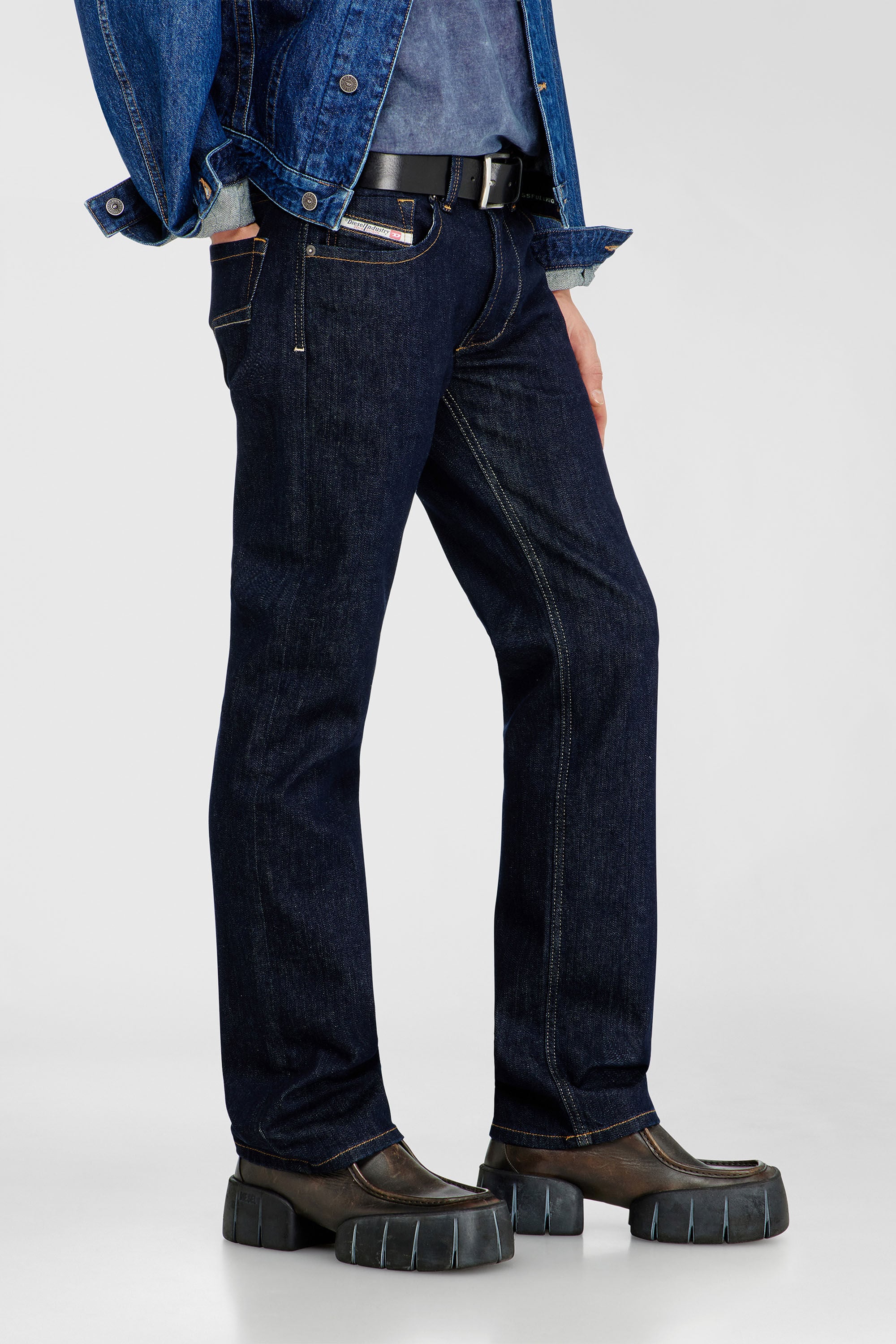 Diesel - Regular Jeans 1985 Larkee 0DBEJ Homme, Bleu Fonc&eacute; - Image 7