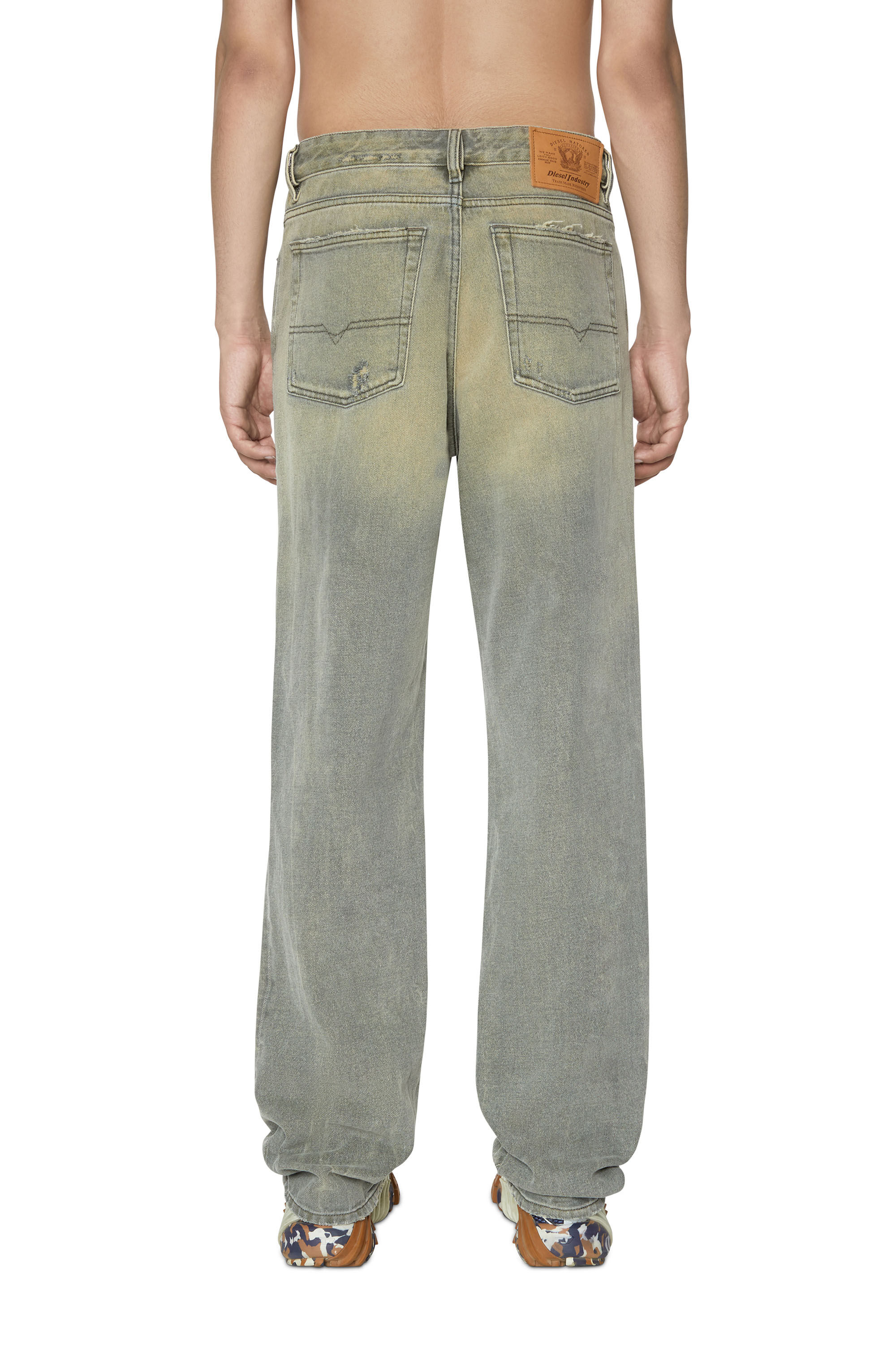 Diesel - 1955 D-Rekiv 09D87 Straight Jeans, Gris Clair - Image 4