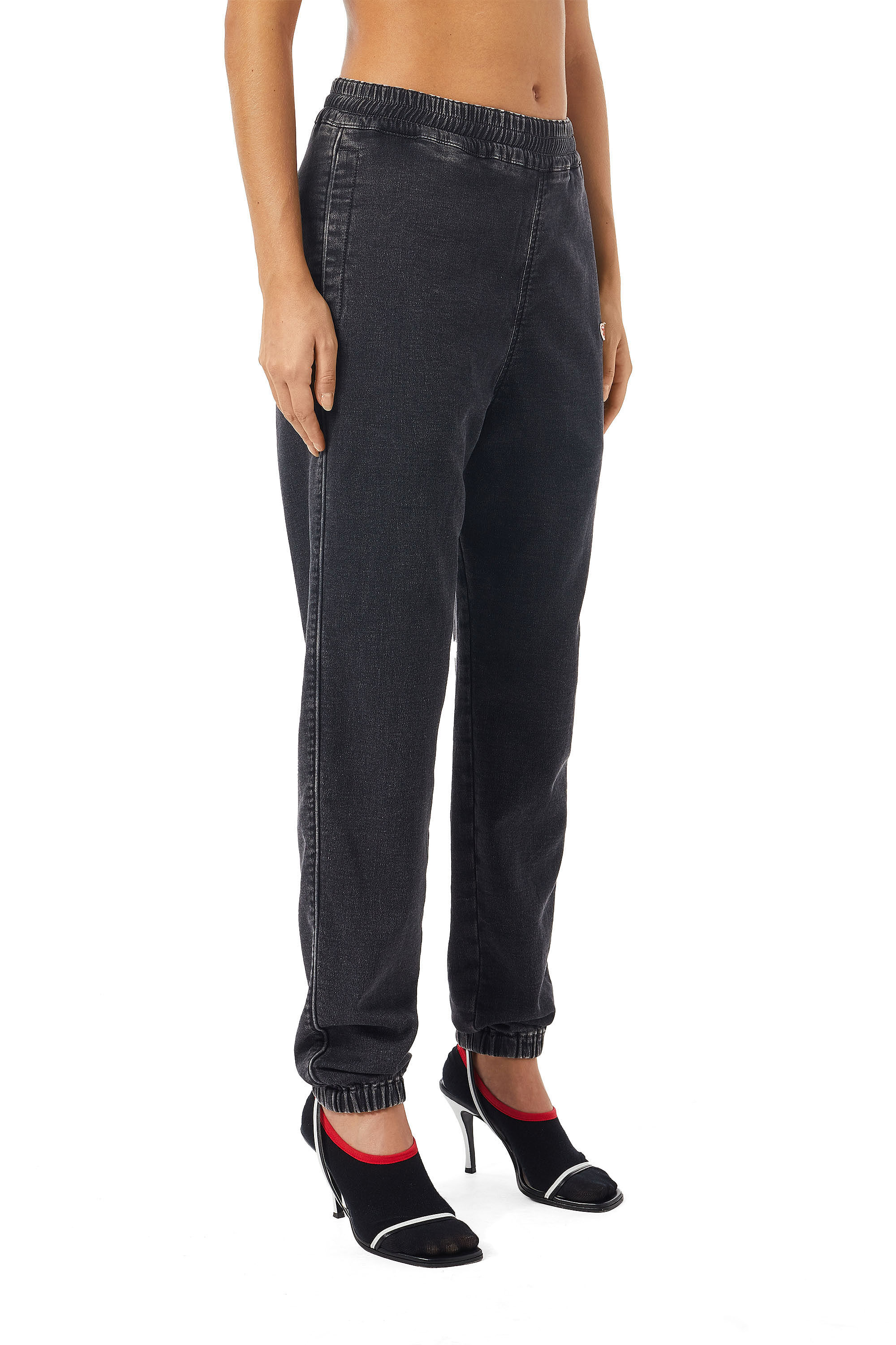 Diesel - D-Lab Track Denim 069ZE Tapered, Schwarz/Dunkelgrau - Image 5