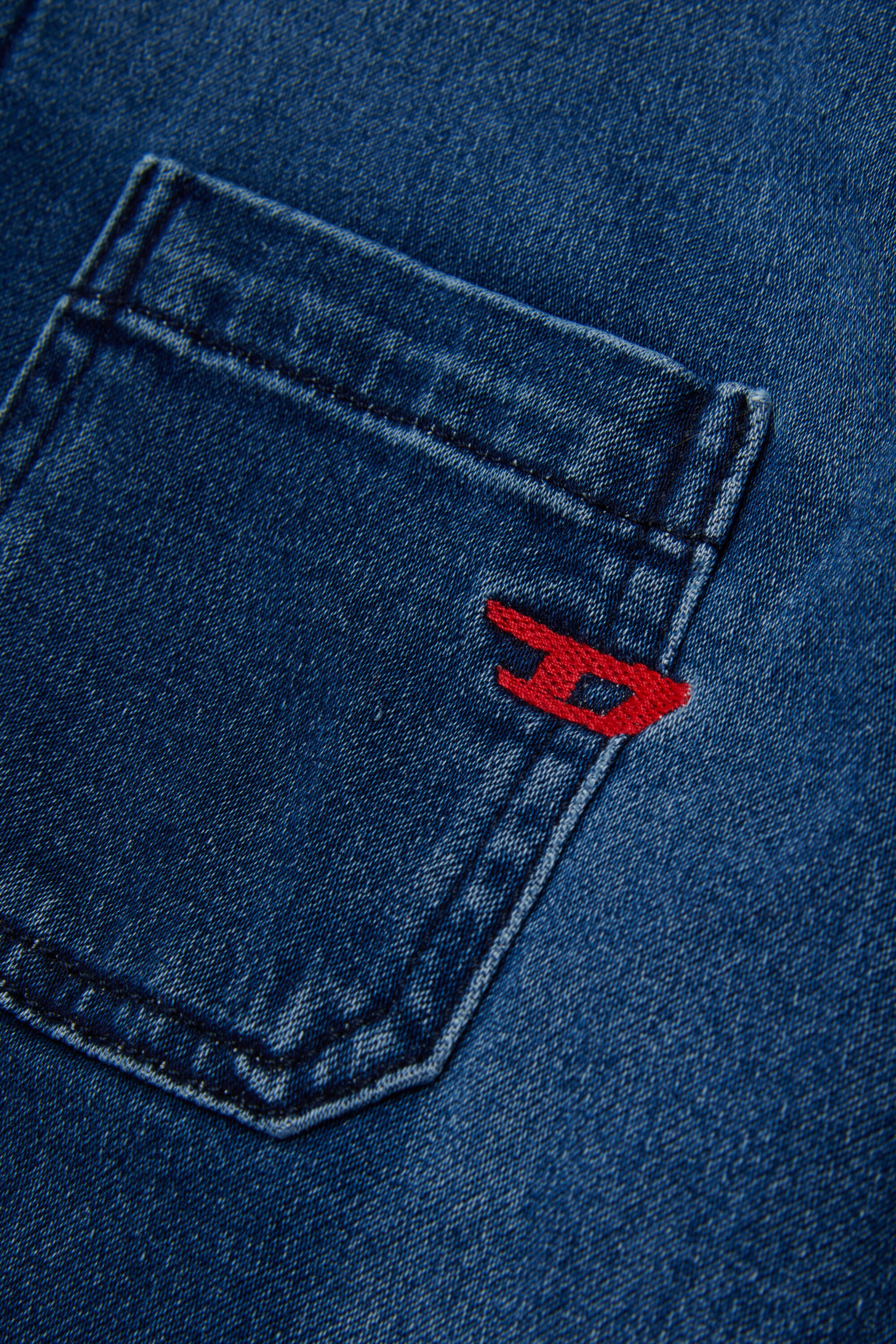 Diesel - CAMPS-OVER JJJ, Herren Kapuzenhemd aus shadow-effect JoggJeans in Dunkelblau - 4
