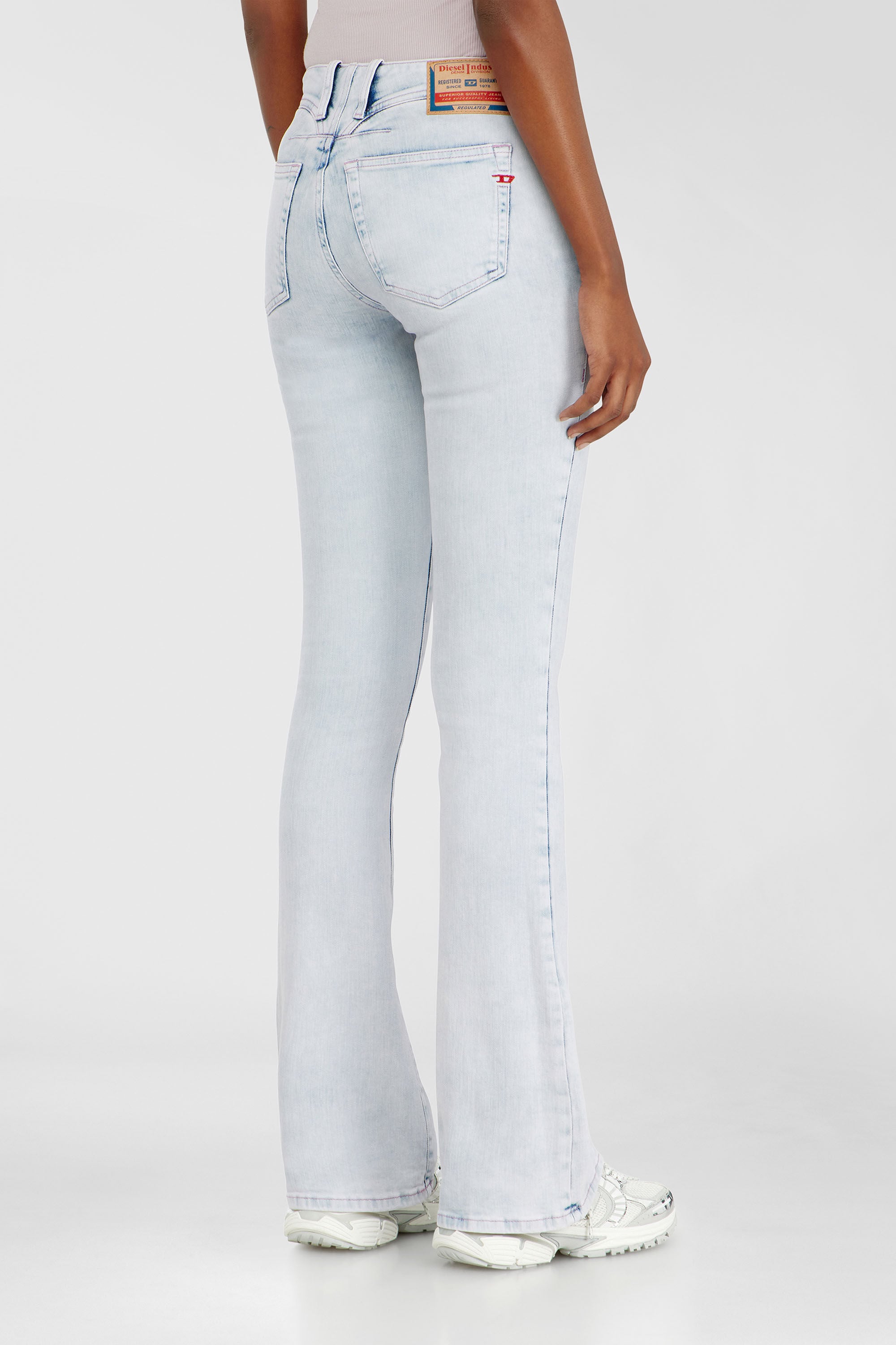 Diesel - Damen Bootcut Jeans 1969 D-Ebbey 0HDBH, Hellblau - 5