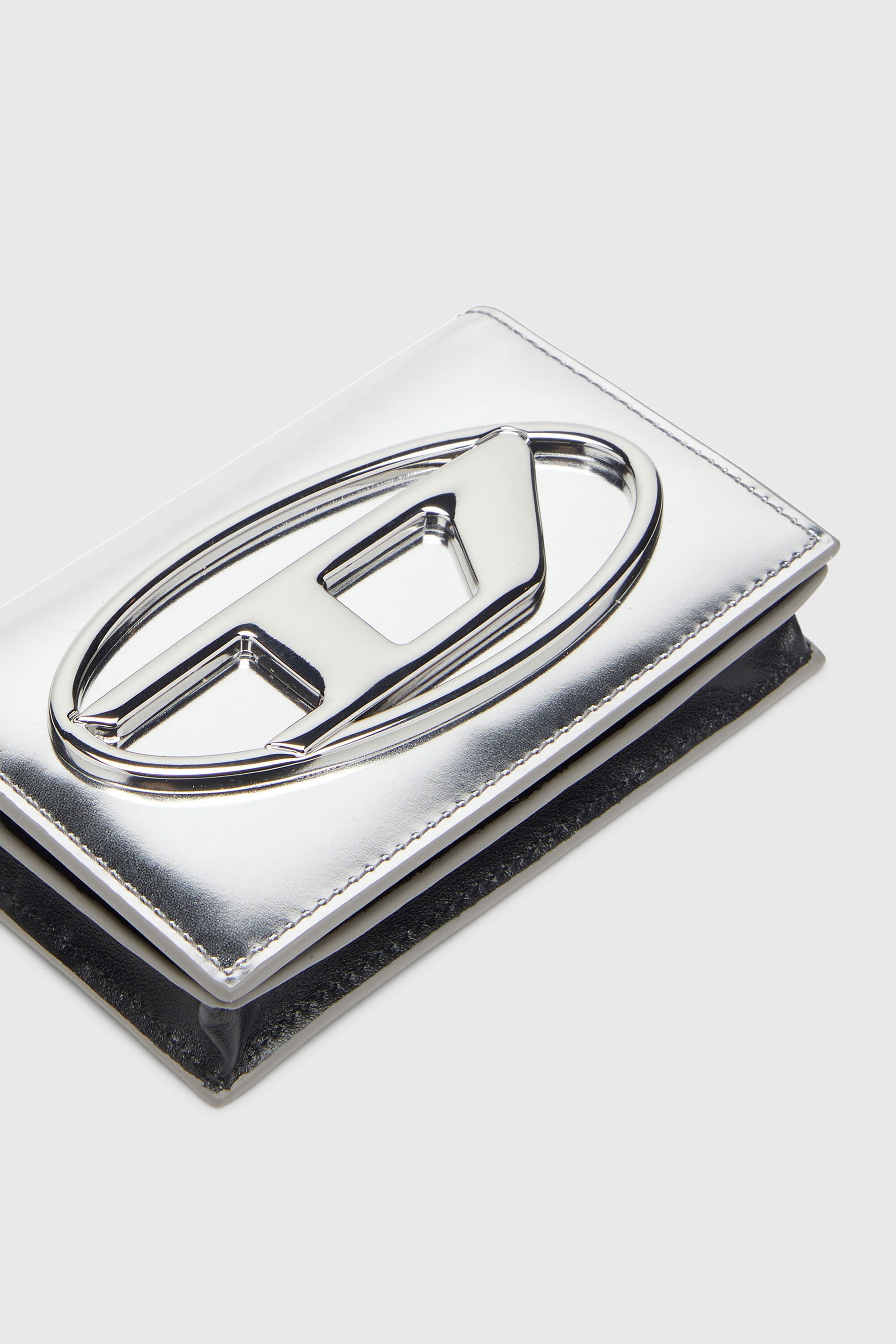 Diesel - 1DR CARD HOLDER IV, Porte-cartes en cuir m&eacute;tallis&eacute; Femme in Gris argent&eacute; - 4