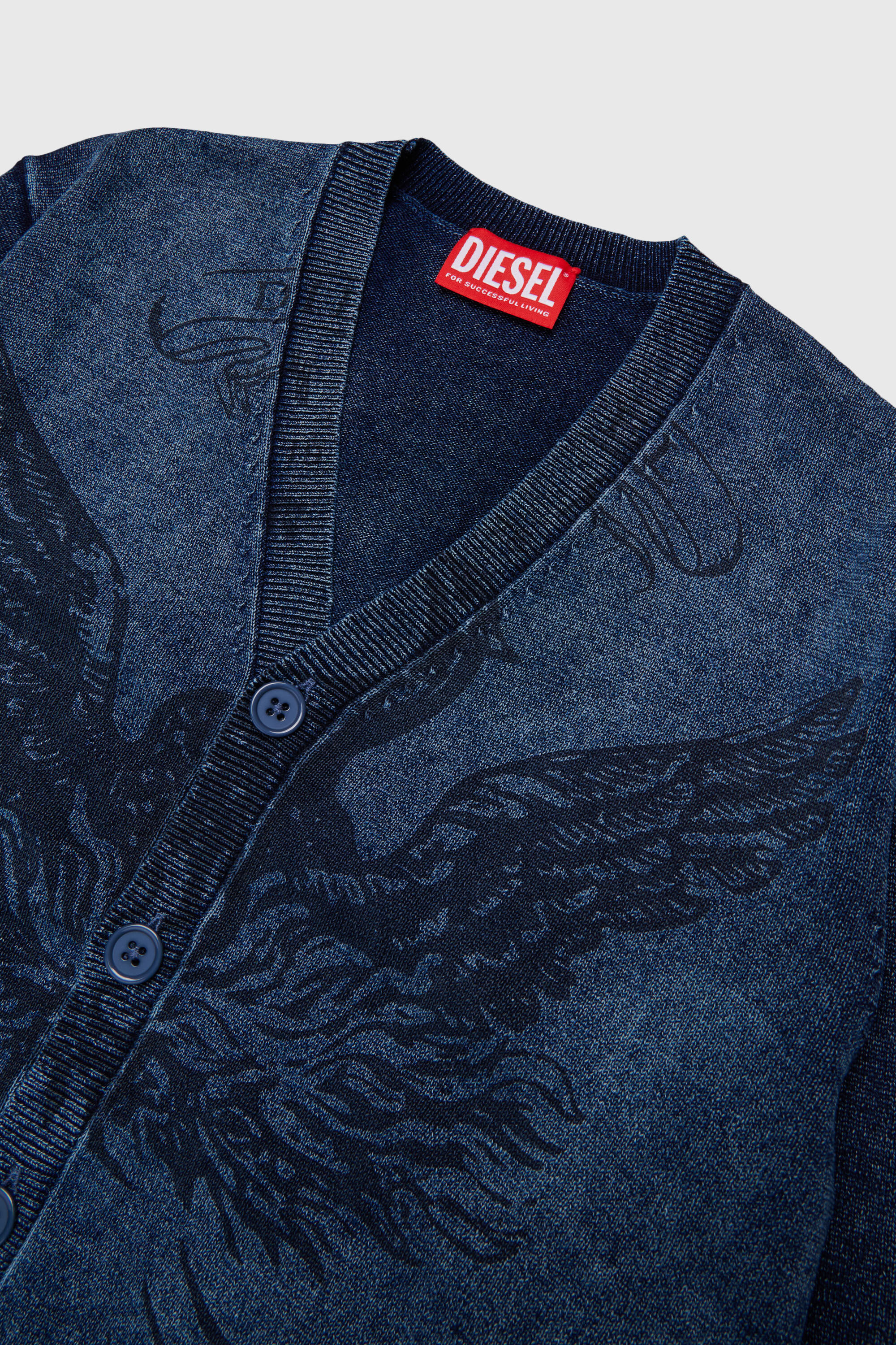 Diesel - KFINNIC CARDIGAN OVER, Cardigan effetto denim con motivo fenice Uomo in Blu - 3