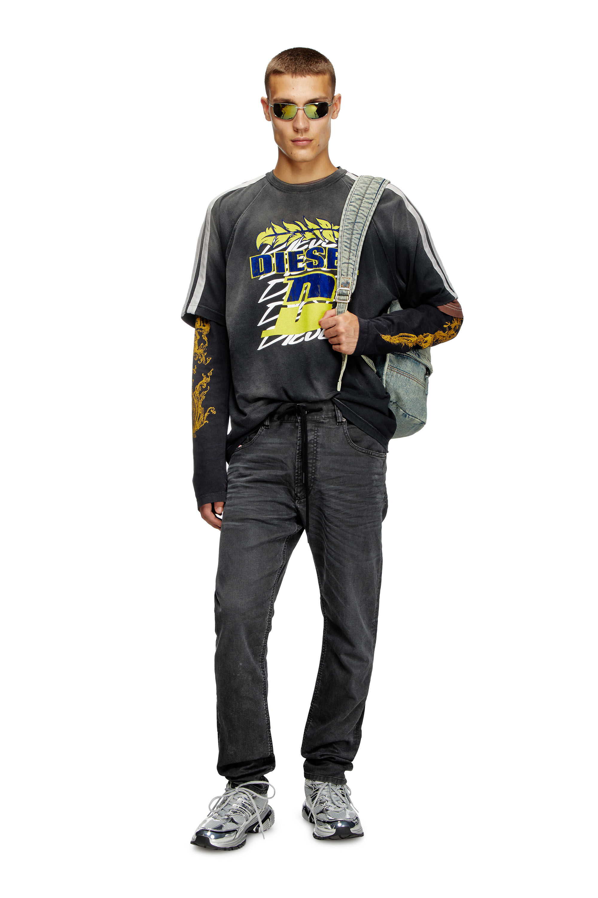 Diesel - Regular 2032 D-Krooley Joggjeans® 09J75 Homme, Noir - Image 1