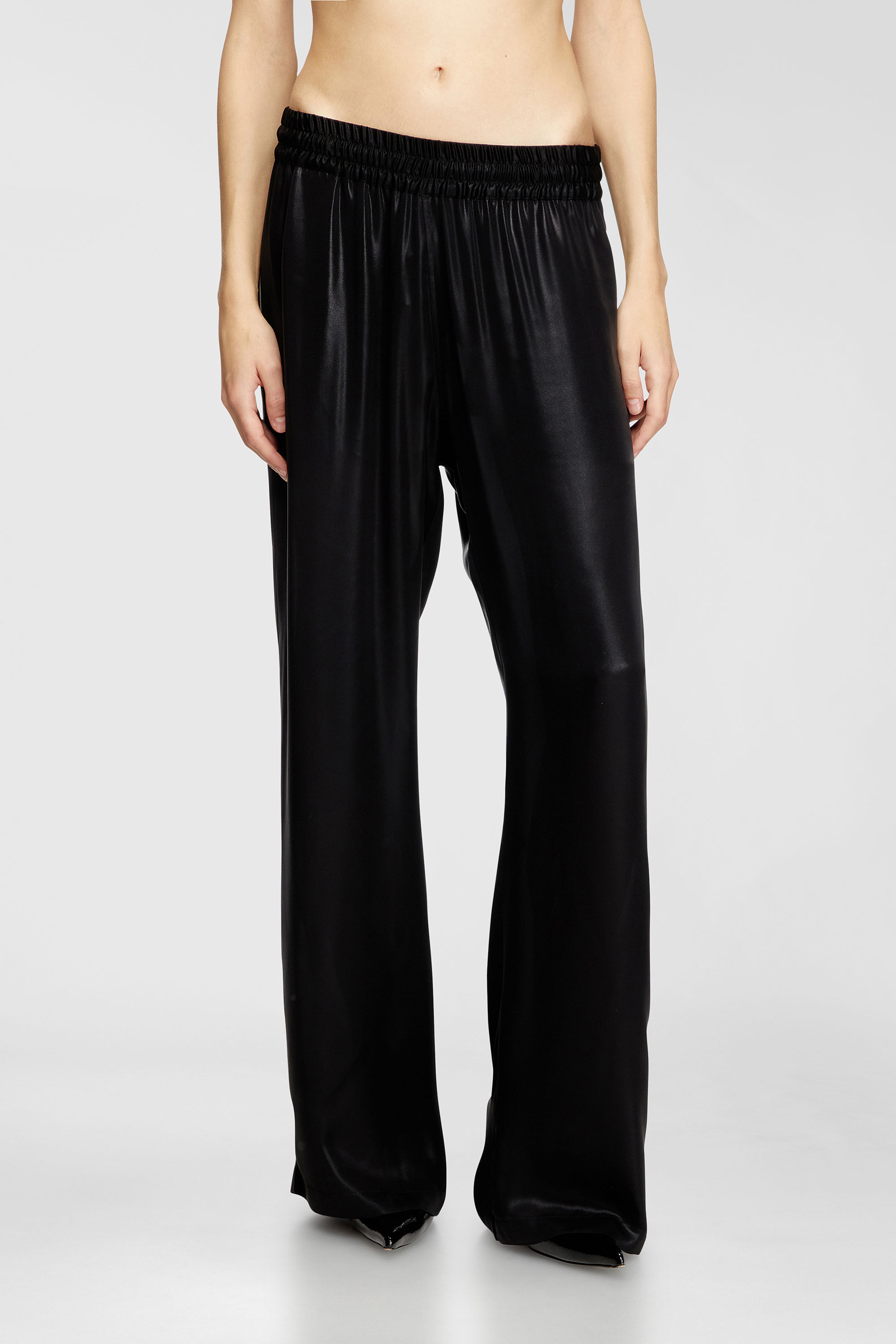 Diesel - P-DREYER-C-WN-Q1, Pantaloni tuta in raso Donna in Nero - 3
