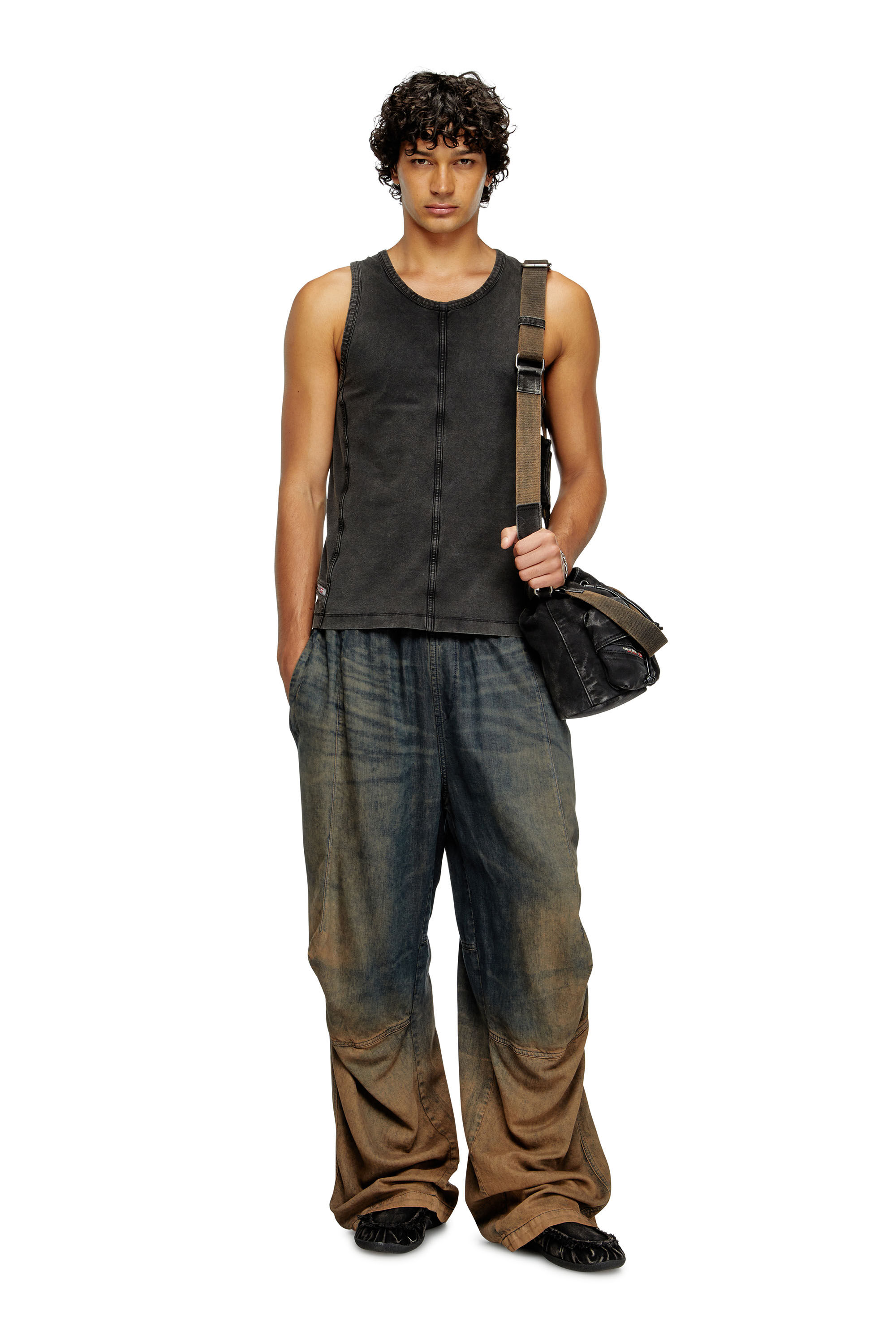 Diesel - MULTI-PKTS BUCKET X, Multi-Pkts-Sac seau multipoche en denim délavé Mixte in Noir - 1