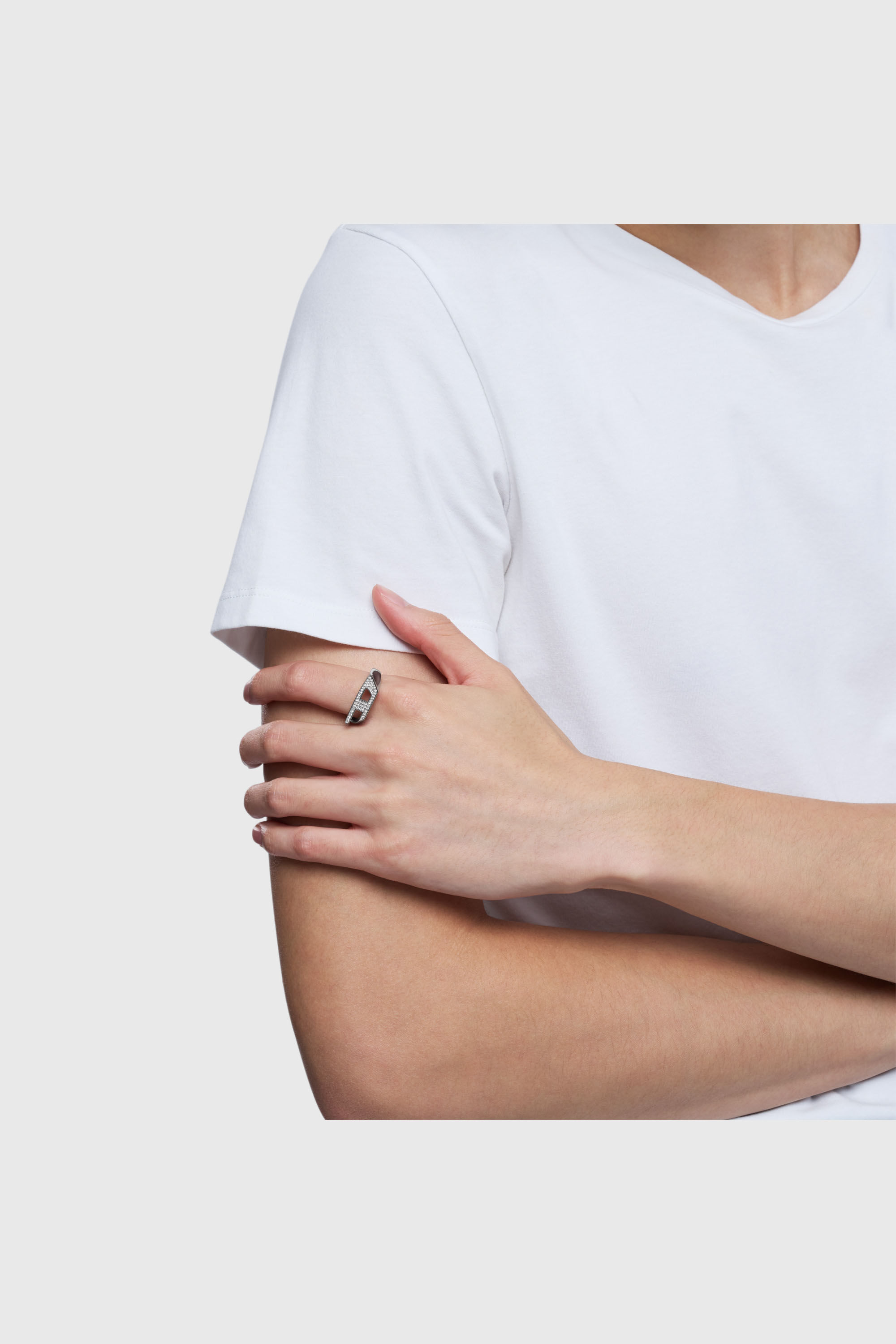 Diesel - DX1629040 JEWELLERY, Bague chevali&egrave;re scintillante en acier inoxydable Mixte in Gris argent&eacute; - 4