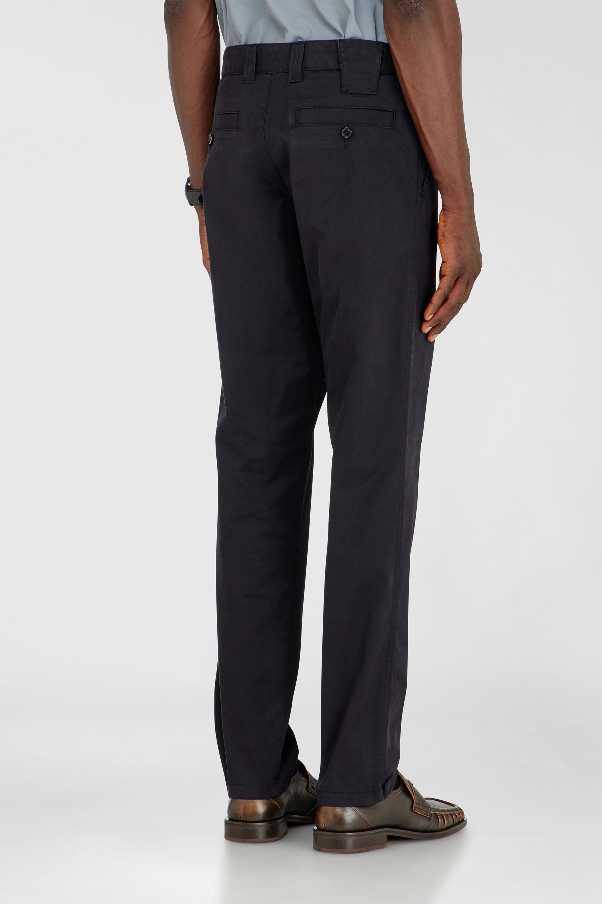 Diesel - P-DEFINE-EPCH, Pantaloni in cotone con passante utility Uomo in Nero - 4