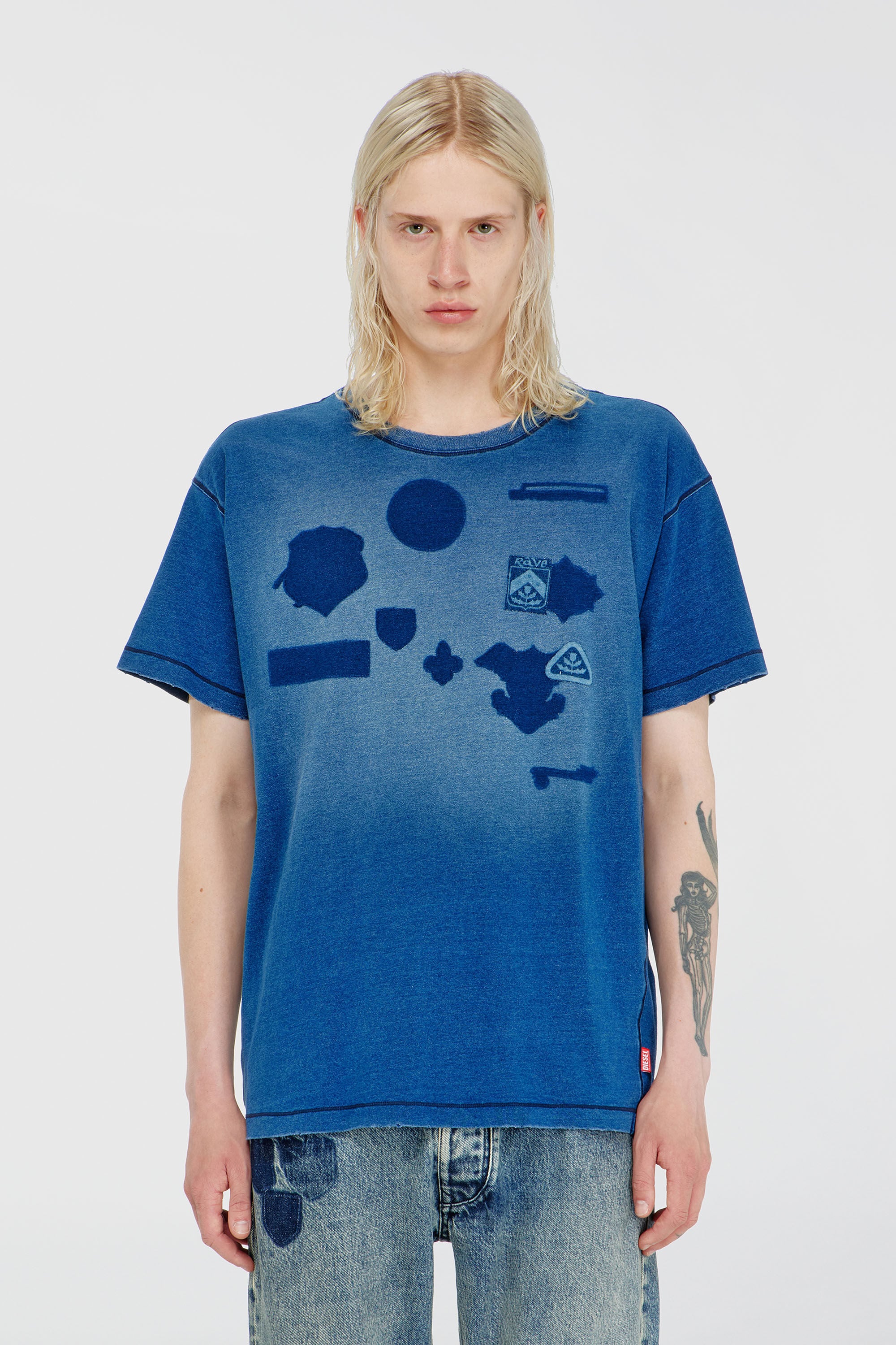 Diesel - T-NOX, T-shirt con patch effetto ombra Uomo in Blu - 5