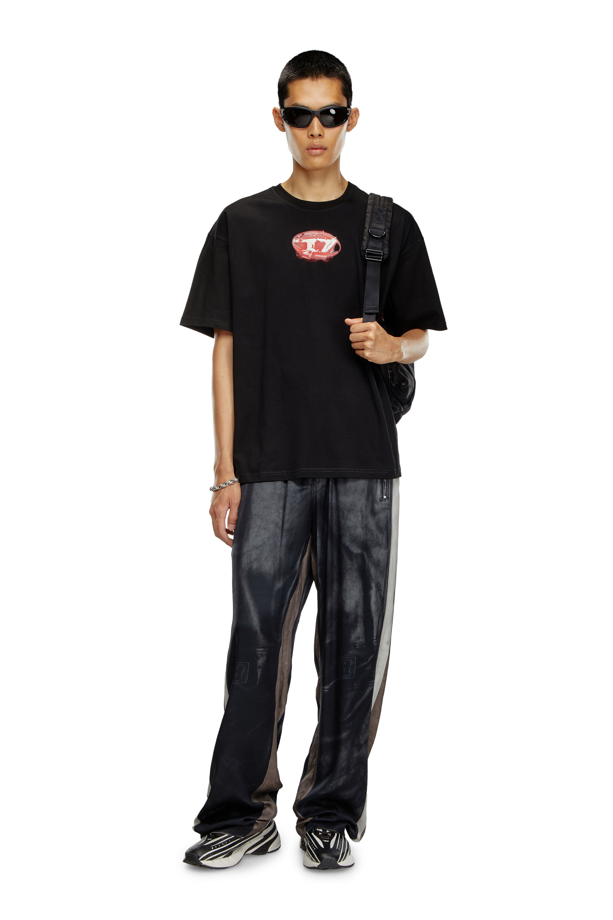 Diesel - T-BOXT-K3, Homme T-shirt avec logo effet lumineux in Noir - Image 1