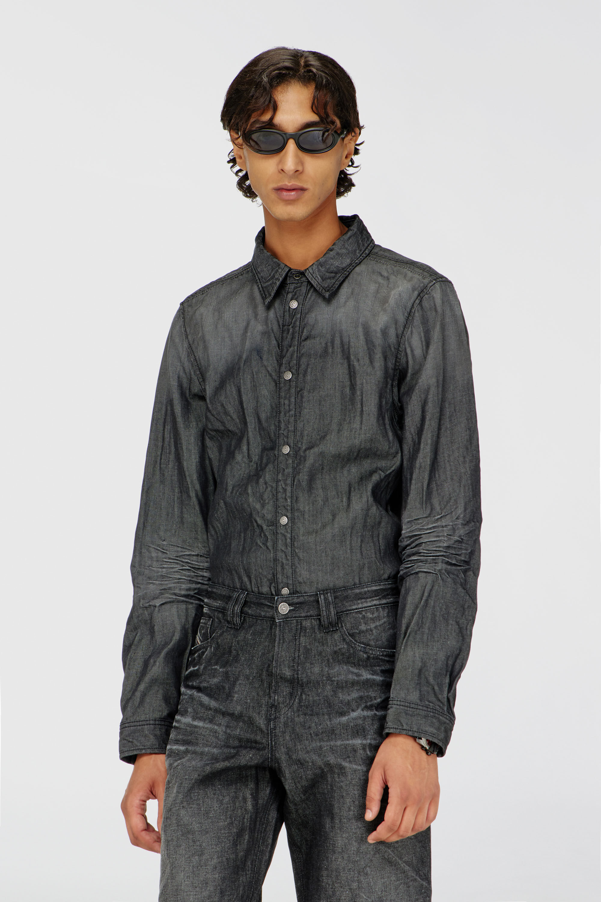 Diesel - D-SYNAR-FSJ2, Camicia in denim stropicciato Uomo in Grigio - 3