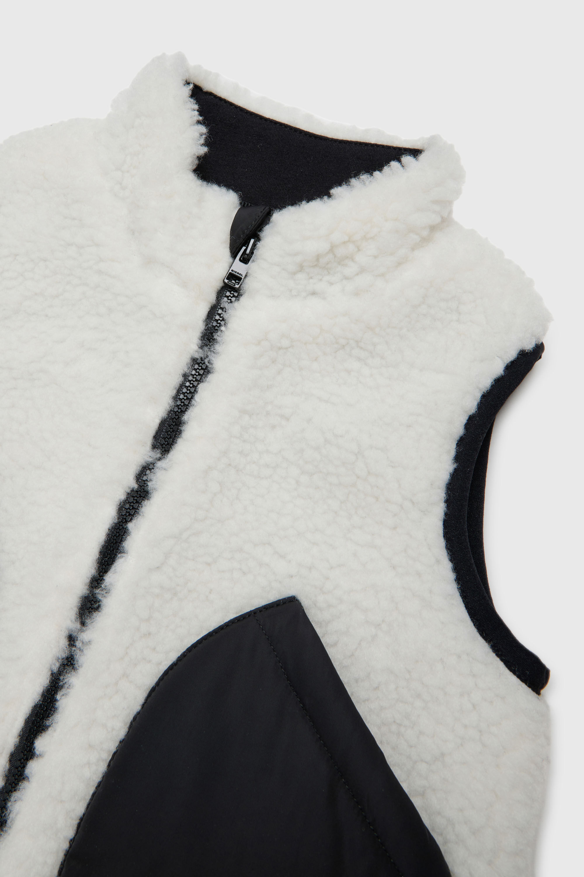 Diesel - JSEARB, Gilet colour-block in teddy fleece e nylon Uomo in Bianco - 3