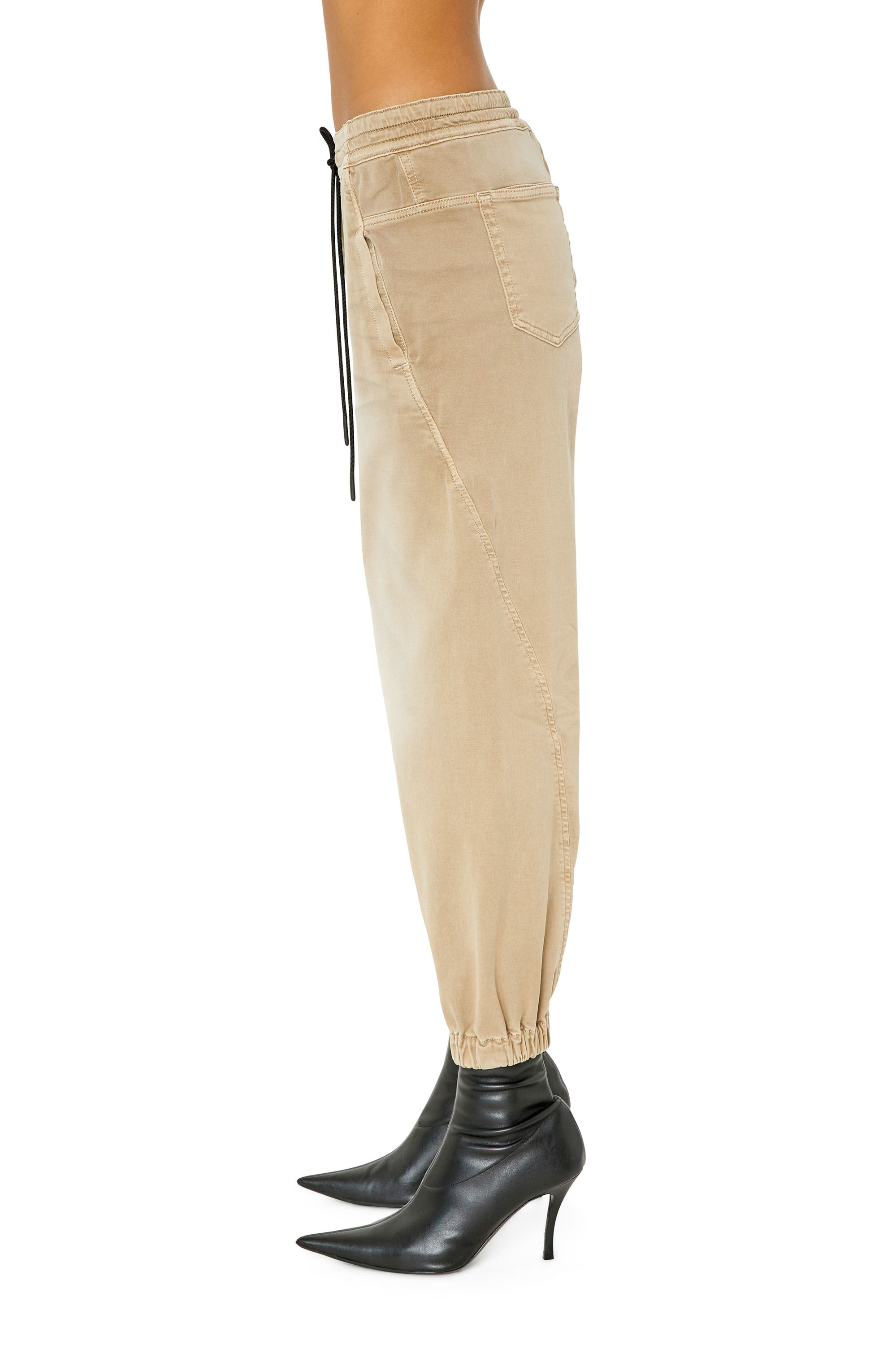 Diesel - Krailey JoggJeans® 0670M Boyfriend, Marron Clair - Image 5
